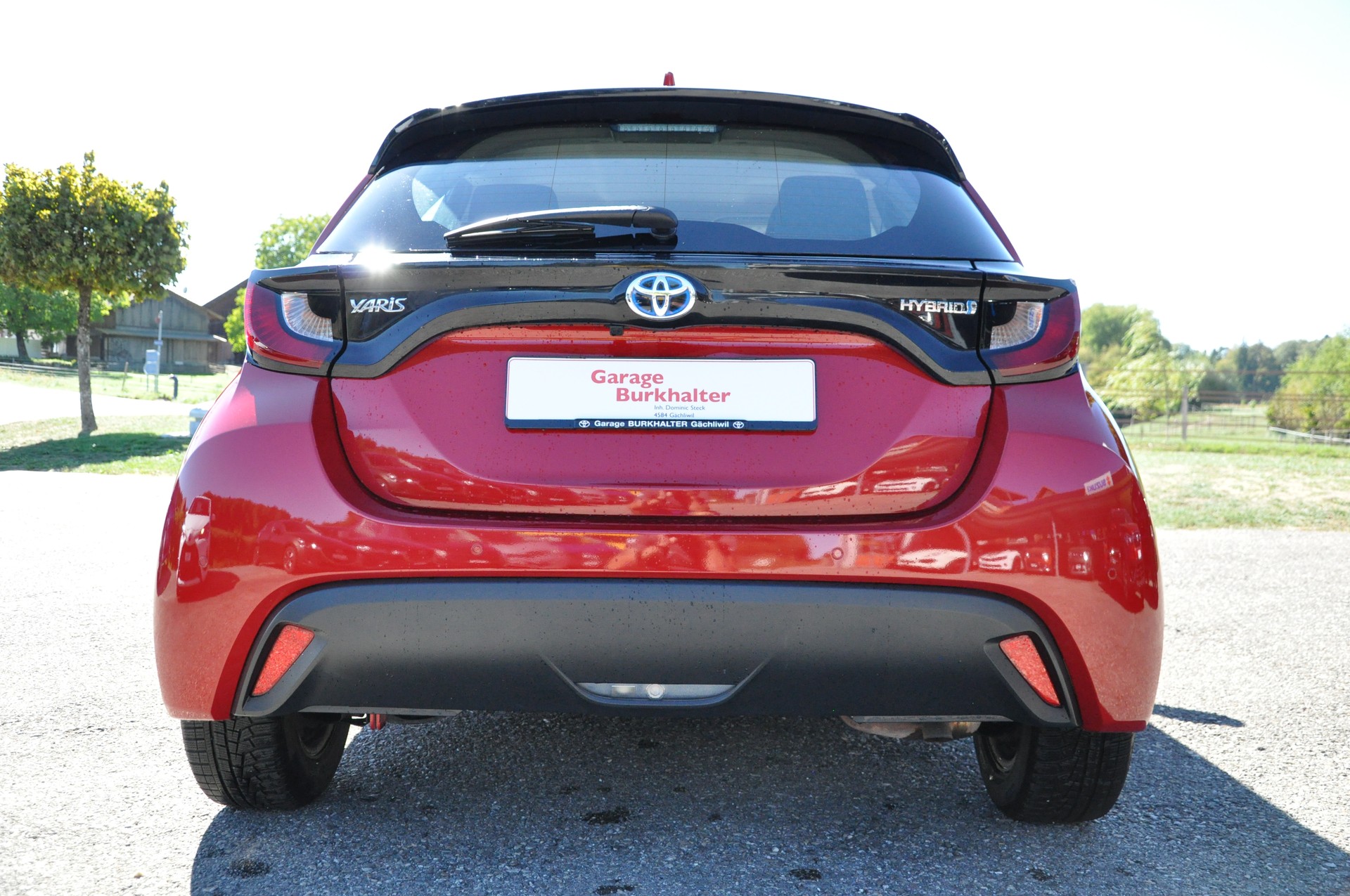 TOYOTA Yaris 1.5 Comfort e-CVT-image-4