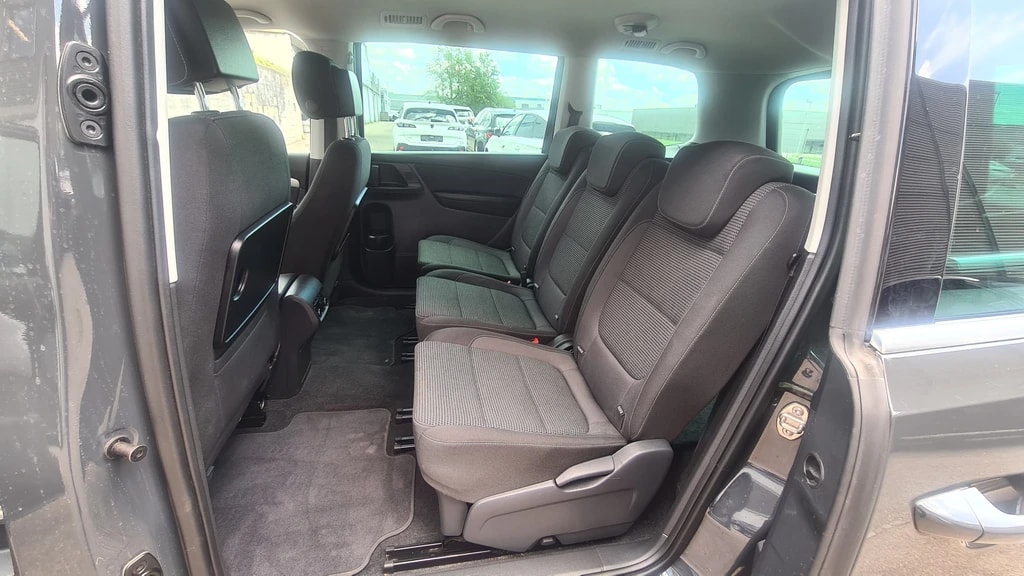 VW Sharan 2.0 TDI BMT Comfortline 4Motion DSG ** Distanzregelung ** ACC ** Xenon ** Navigation** Sitzheizung **-image-11