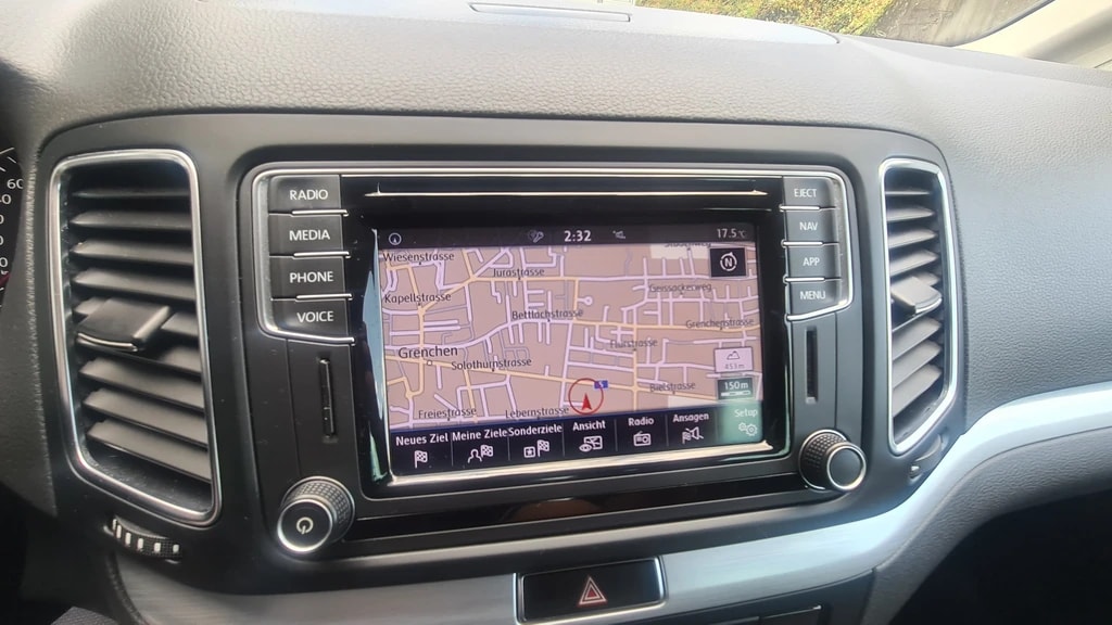 VW Sharan 2.0 TDI BMT Comfortline 4Motion DSG ** Distanzregelung ** ACC ** Xenon ** Navigation** Sitzheizung **-image-8