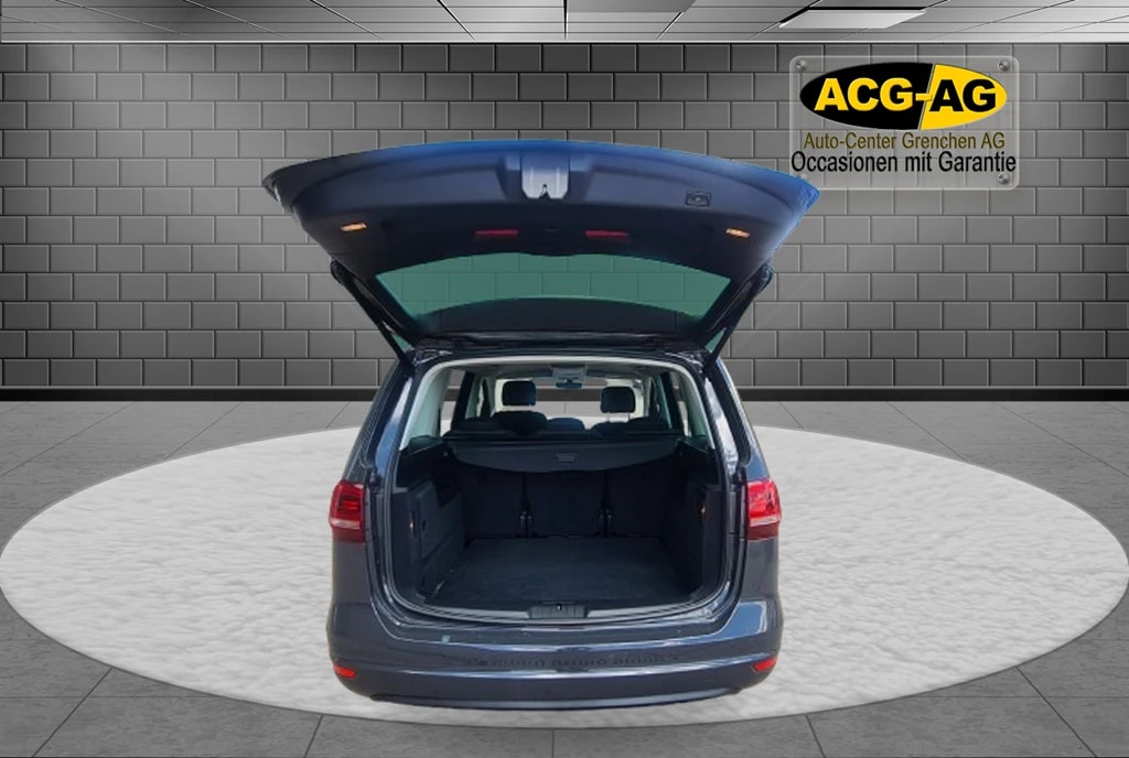 VW Sharan 2.0 TDI BMT Comfortline 4Motion DSG ** Distanzregelung ** ACC ** Xenon ** Navigation** Sitzheizung **-image-6