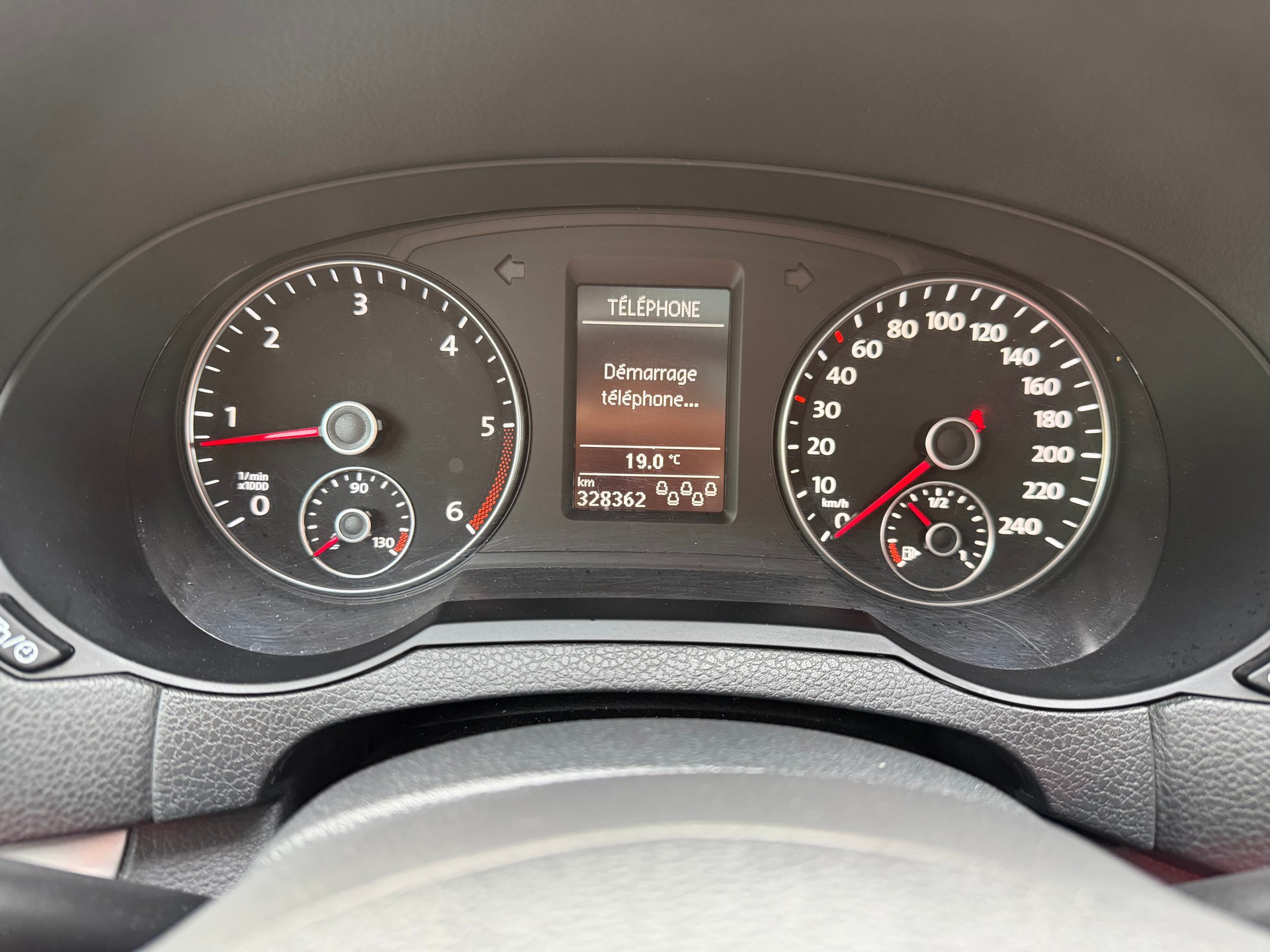 VW Sharan 2.0 TDI BlueMotion Technology Highline DSG-image-6