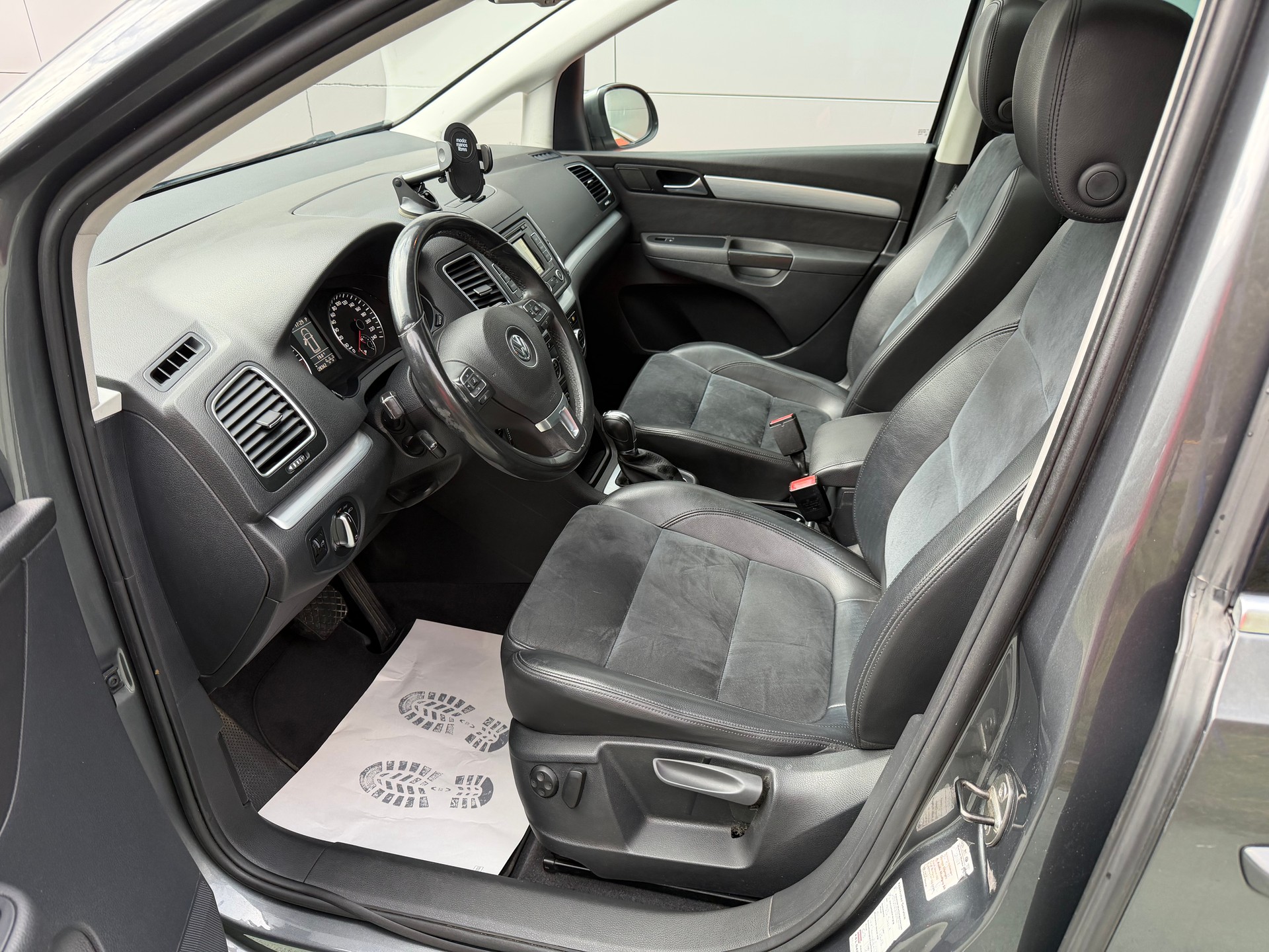 VW Sharan 2.0 TDI BlueMotion Technology Highline DSG-image-8