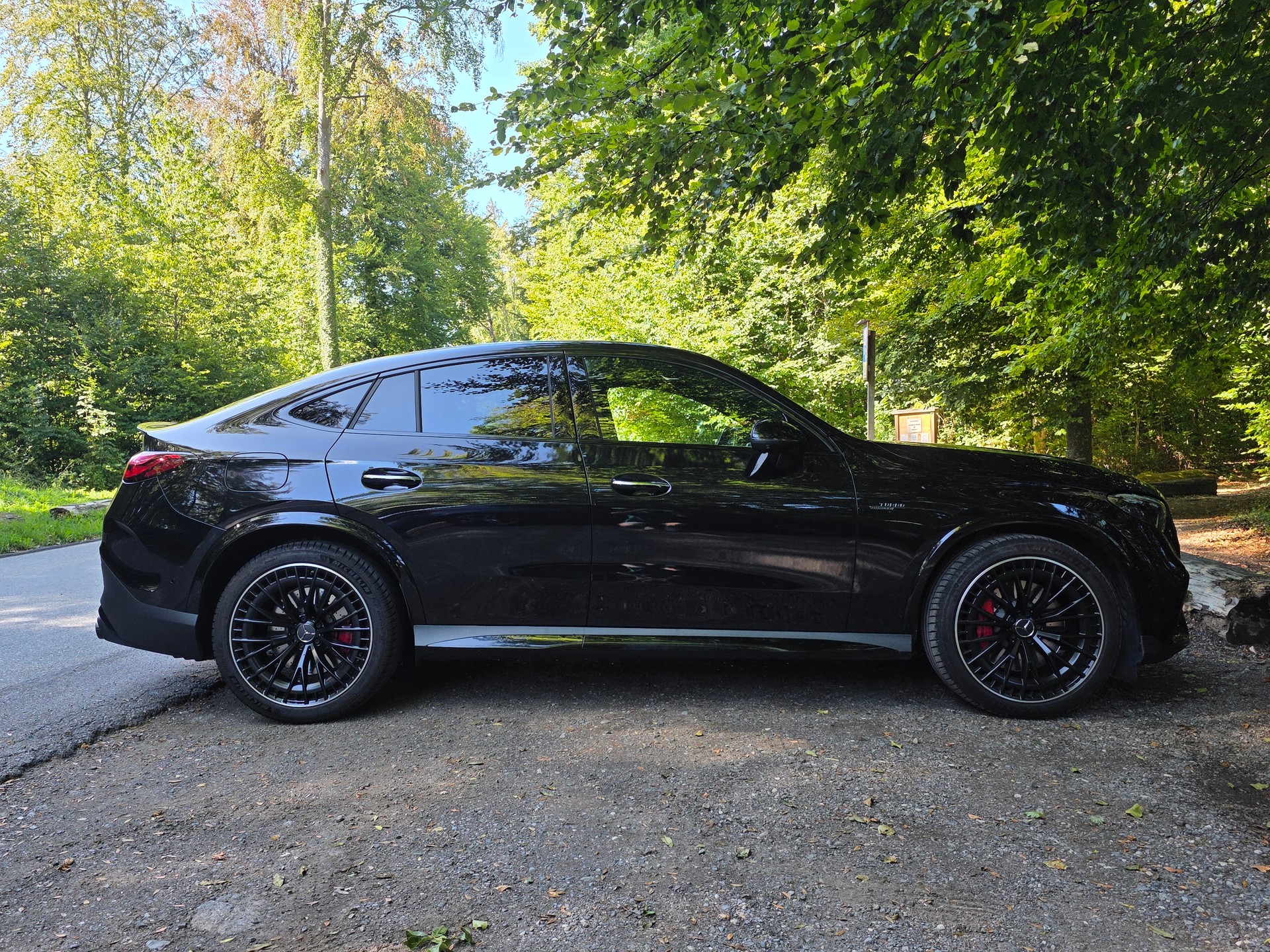 MERCEDES-BENZ GLC 43 AMG Executive Edition 4matic-image-4