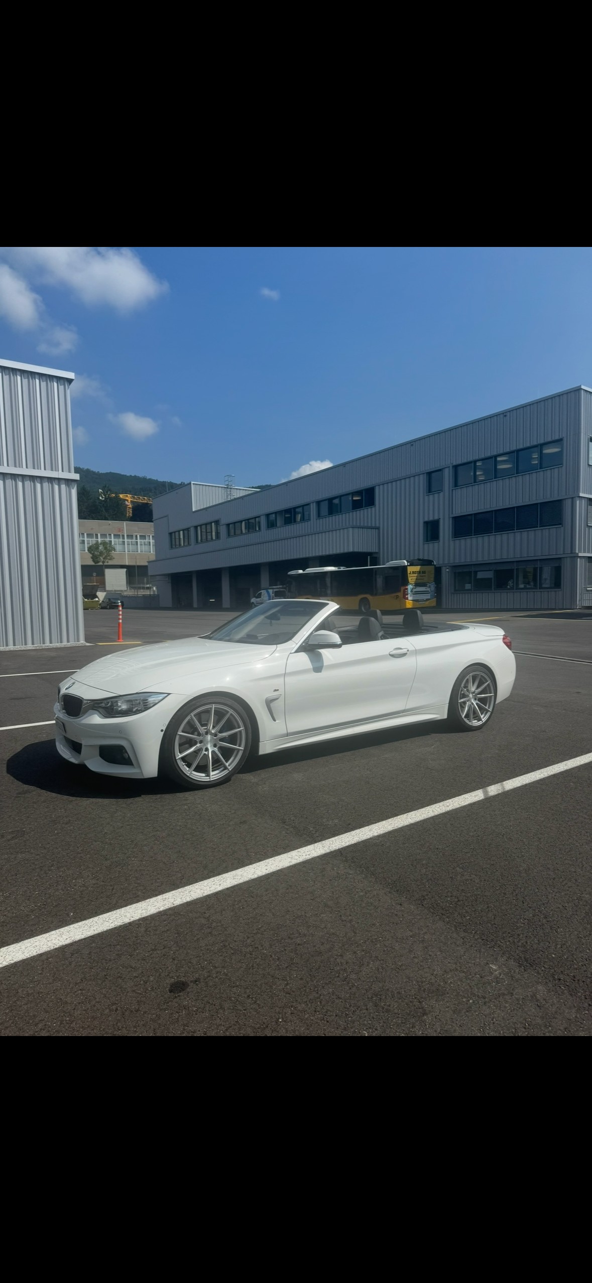 BMW 440i xDrive-image-2