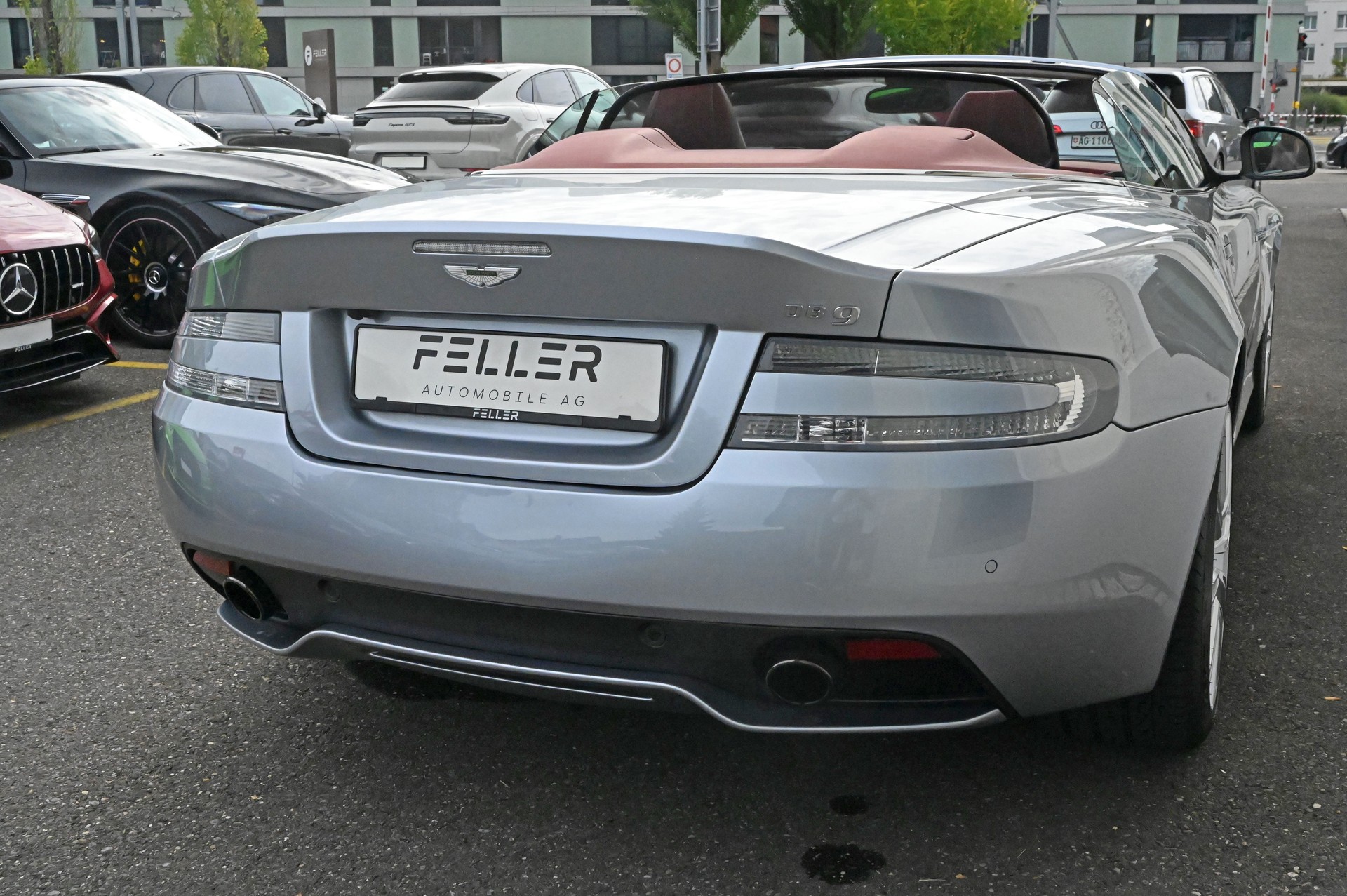 ASTON MARTIN DB9 Volante Touchtronic 2-image-13