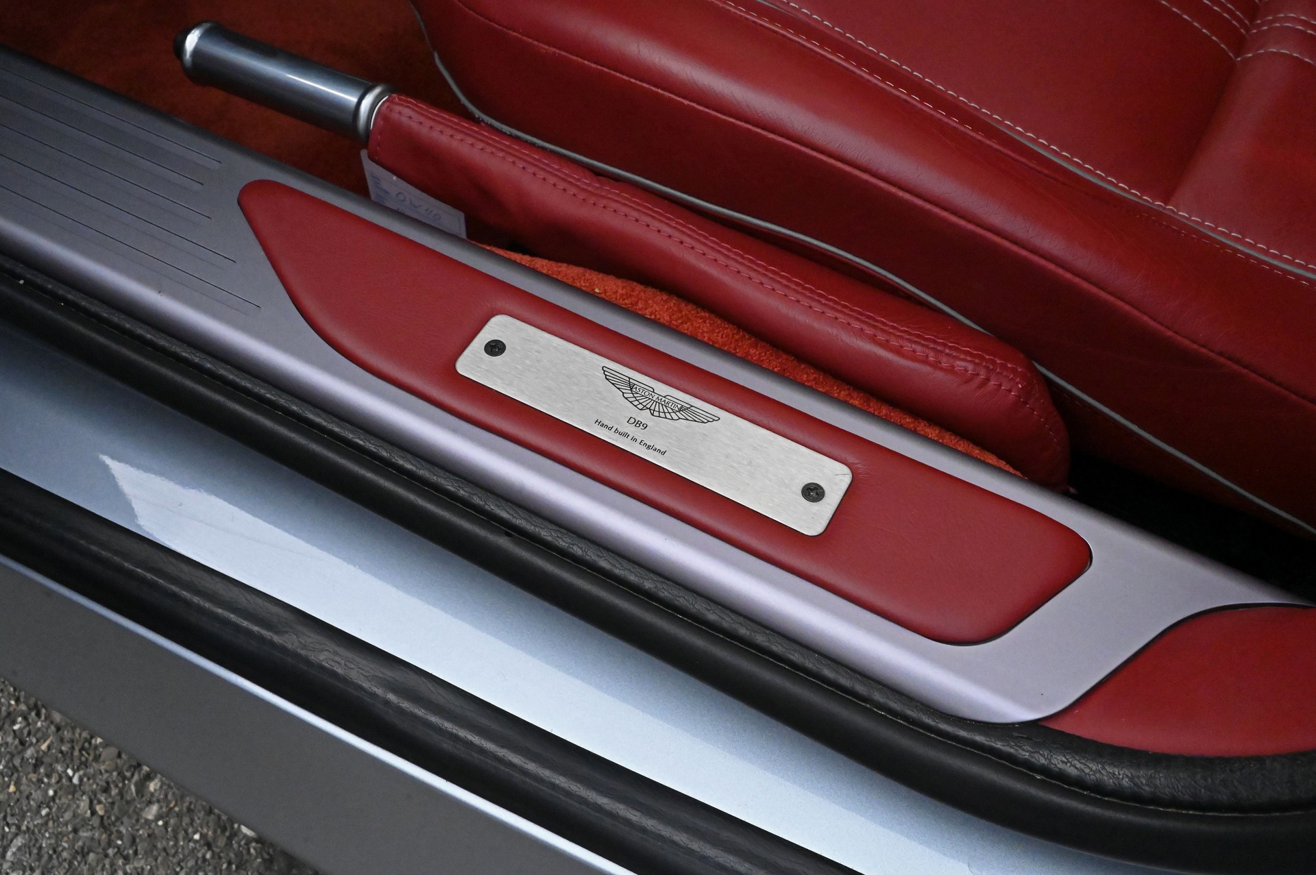 ASTON MARTIN DB9 Volante Touchtronic 2-image-17