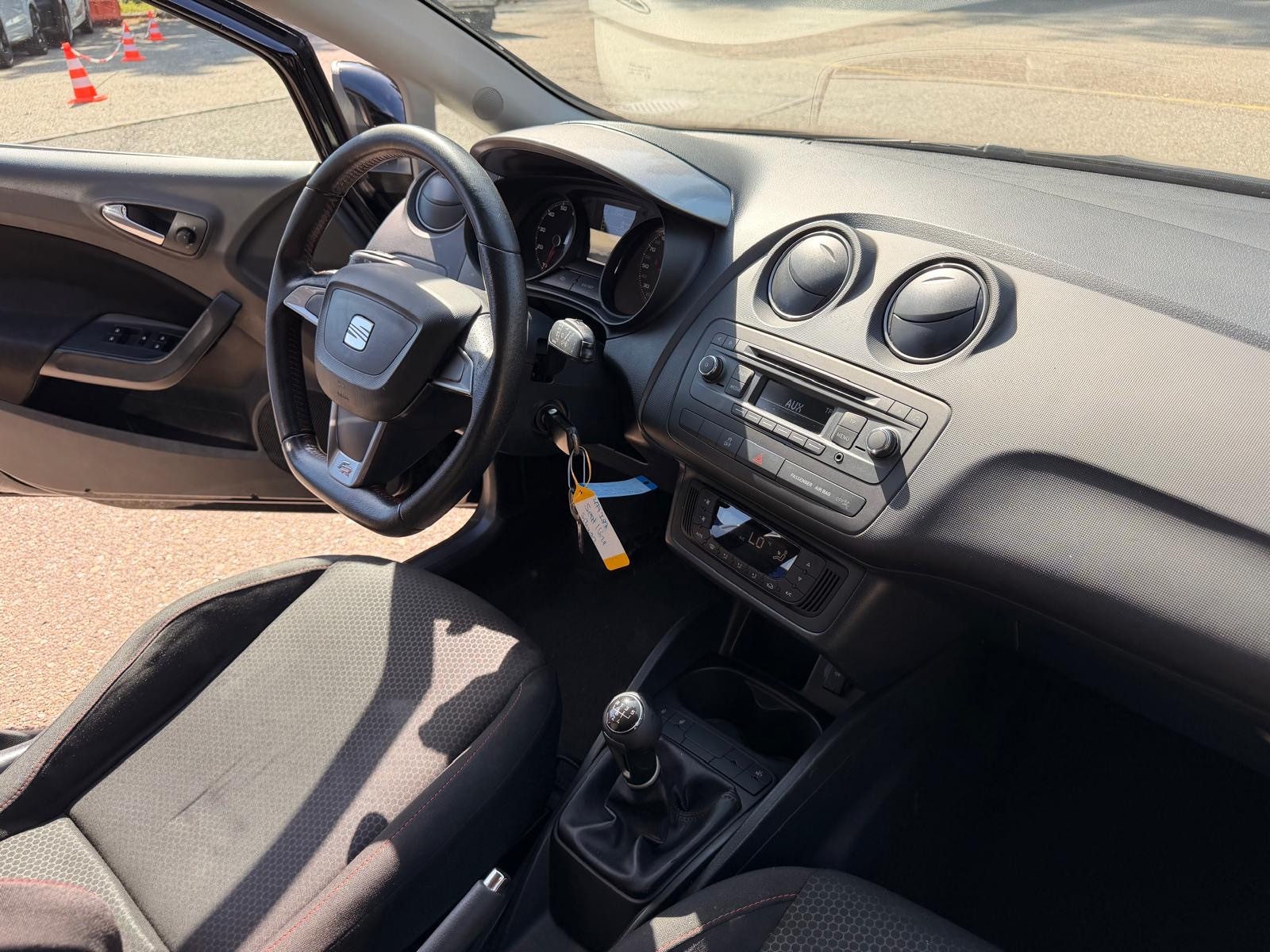 SEAT Ibiza ST 1.2 TSI FR-image-12