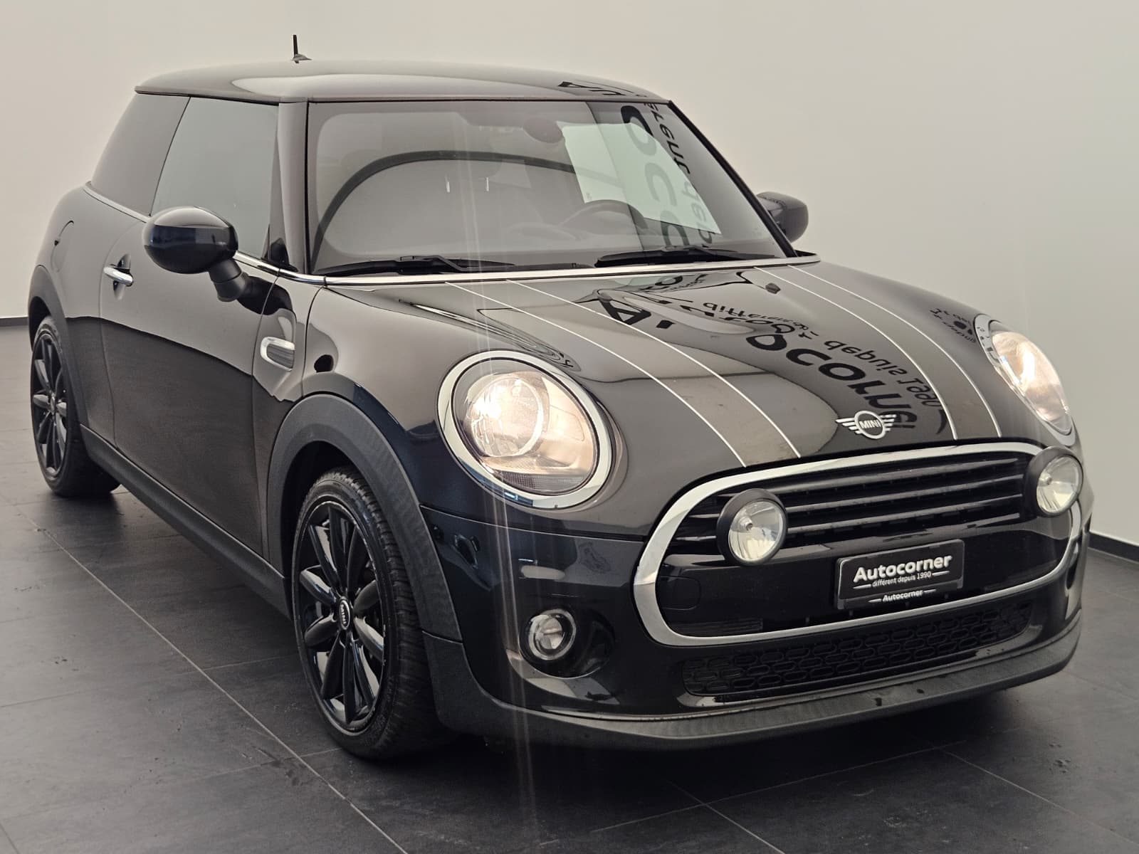 MINI Cooper Blackyard-image-4