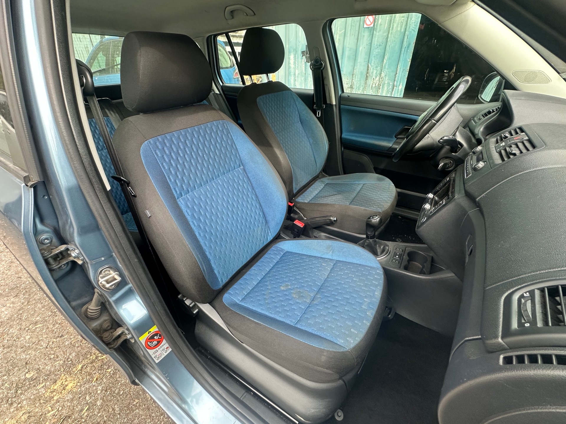 SKODA Fabia 1.2 TSI Elegance-image-9