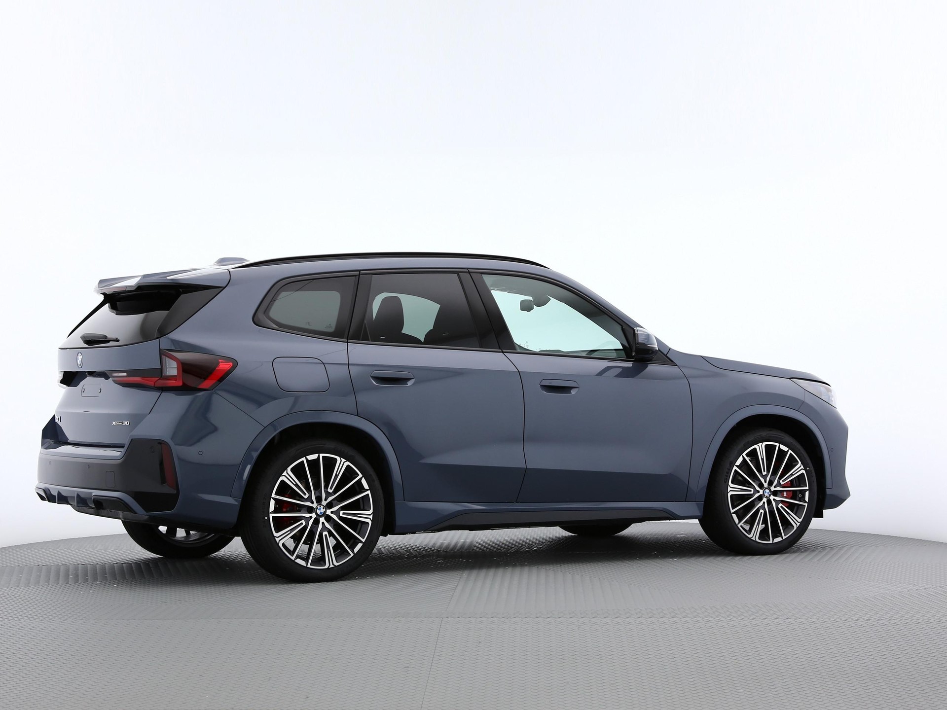 BMW iX1 U11 30 xDrive-image-18