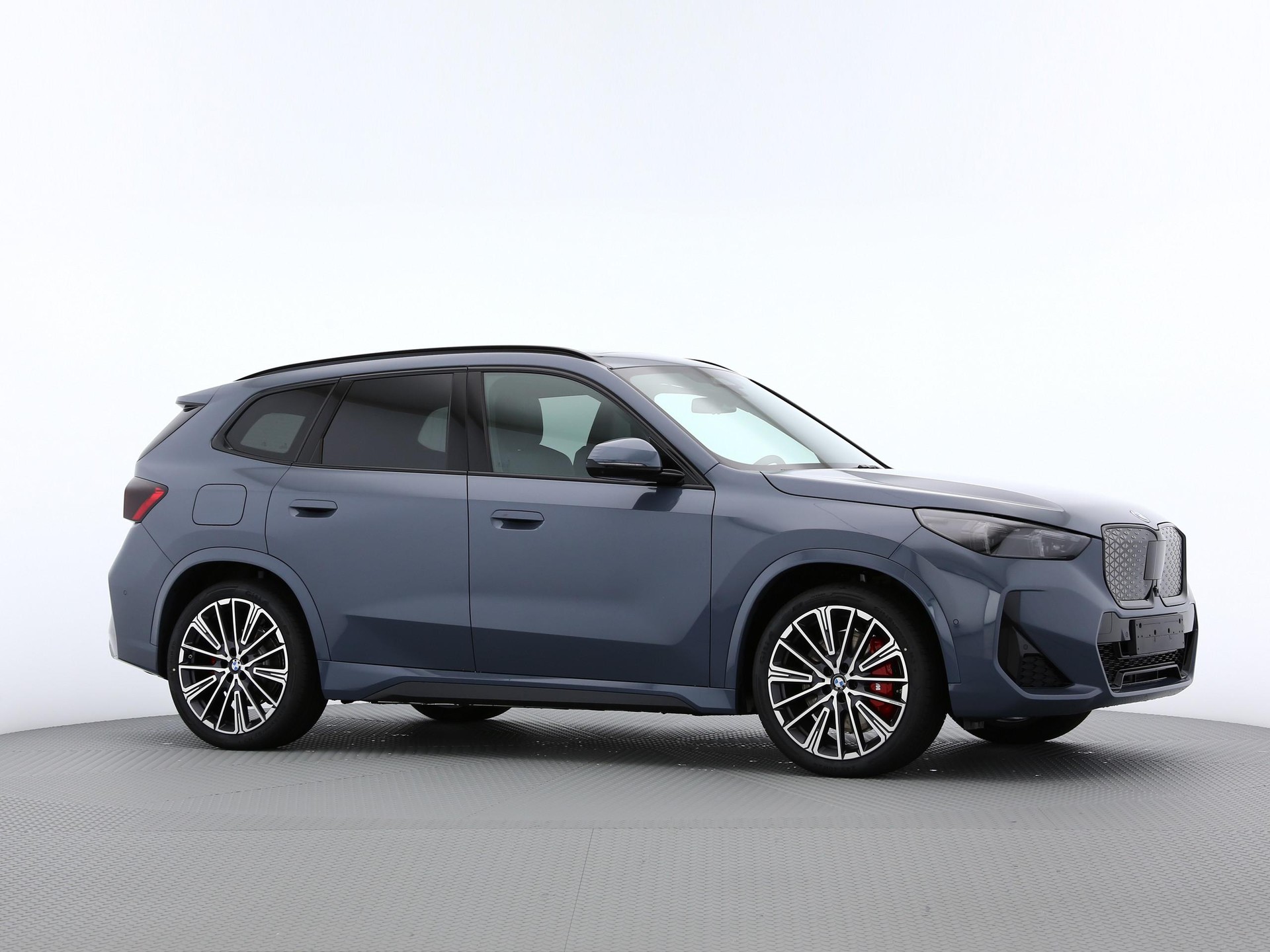 BMW iX1 U11 30 xDrive-image-22