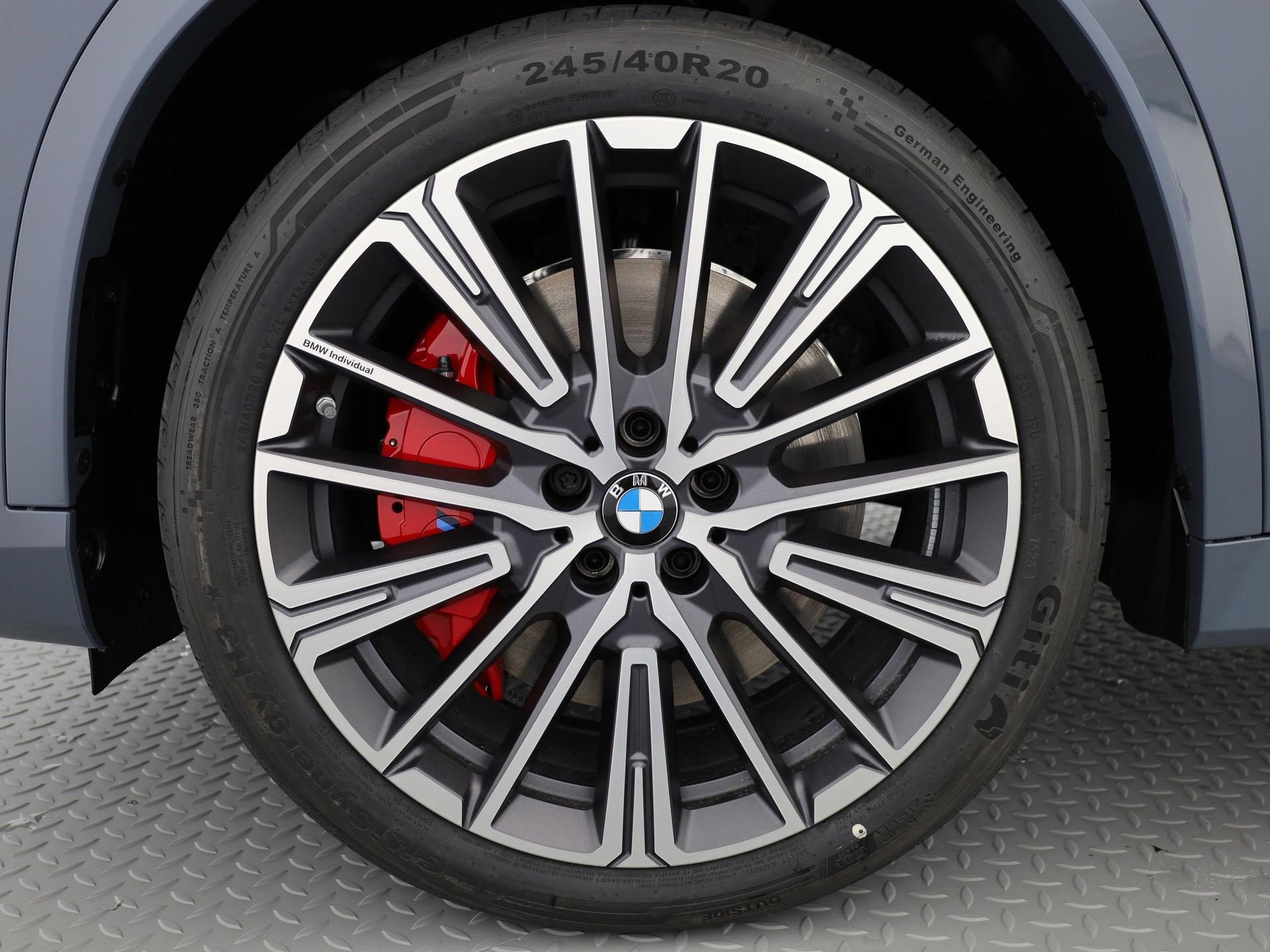 BMW iX1 U11 30 xDrive-image-3