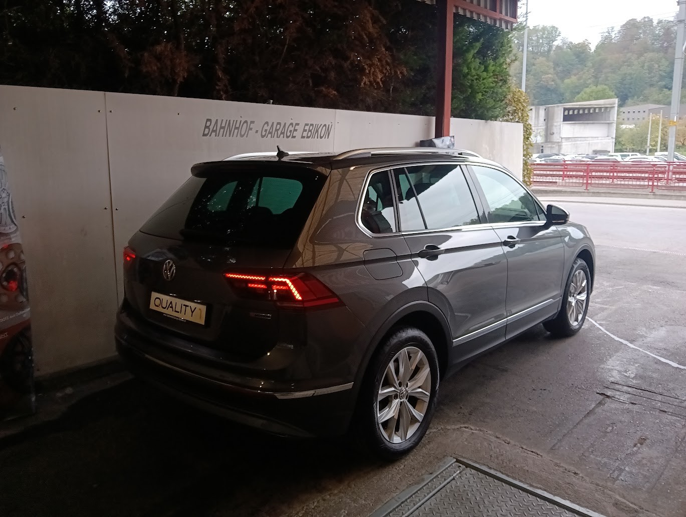 VW Tiguan 2.0TSI Highline 4Motion DSG-image-2