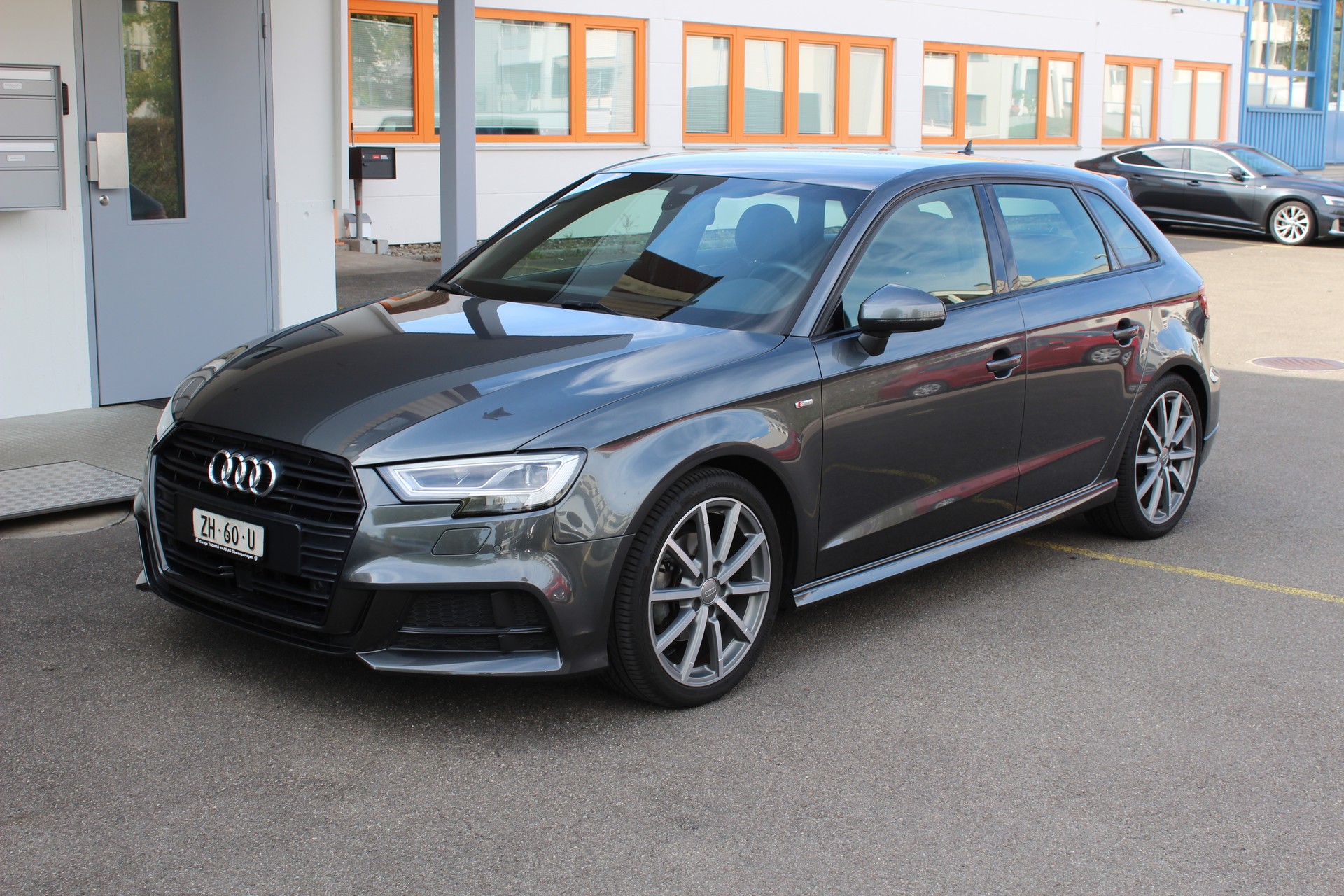 AUDI A3 Sportback 35 TFSI Sport S-tronic-image-0