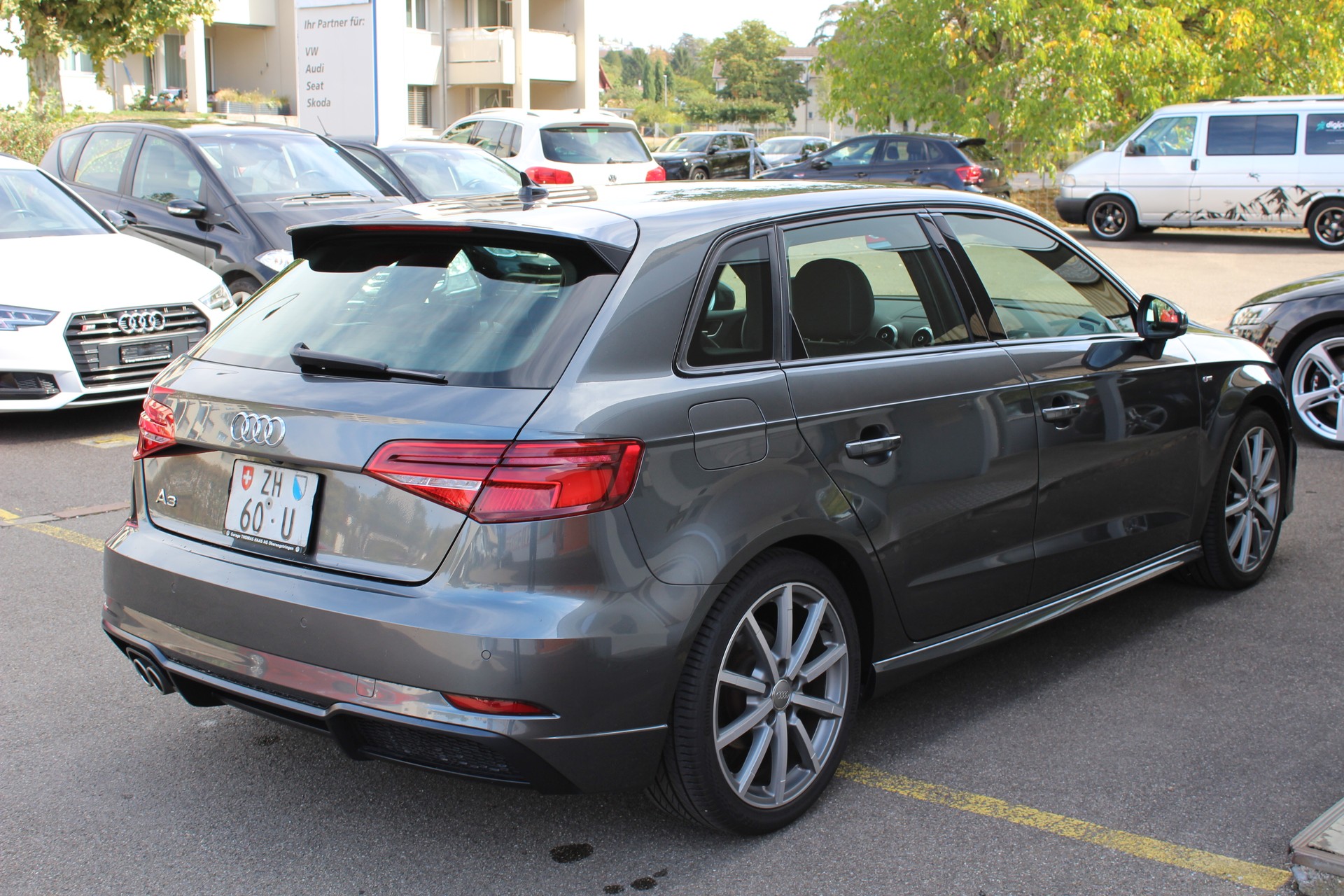 AUDI A3 Sportback 35 TFSI Sport S-tronic-image-4