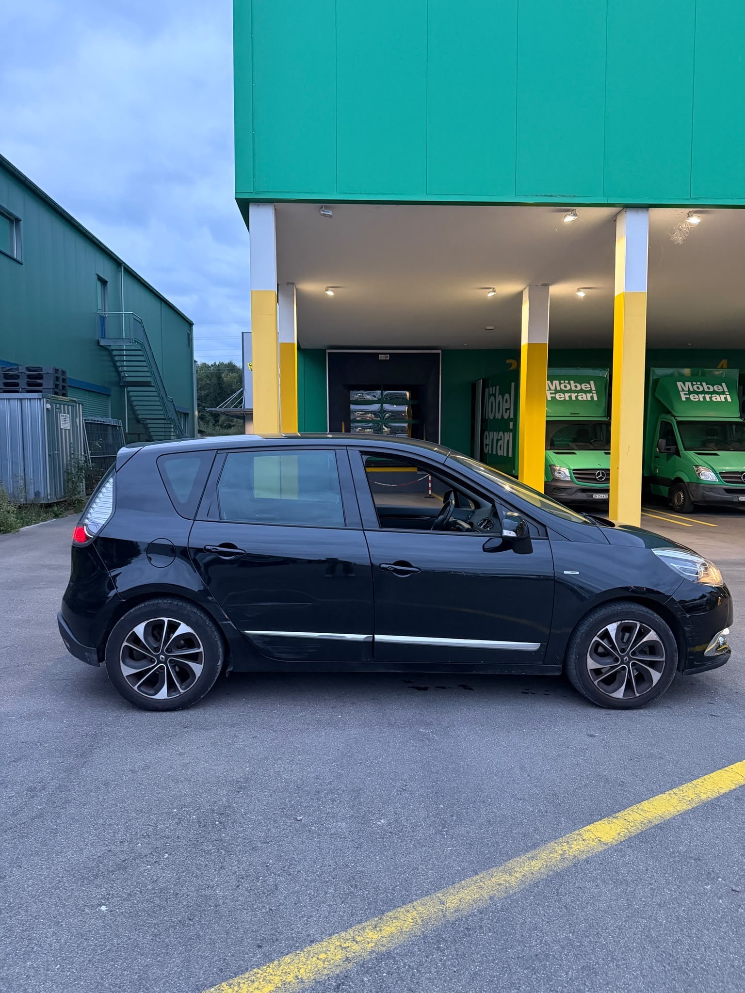 RENAULT Scénic 1.5 dCi Bose EDC-image-7