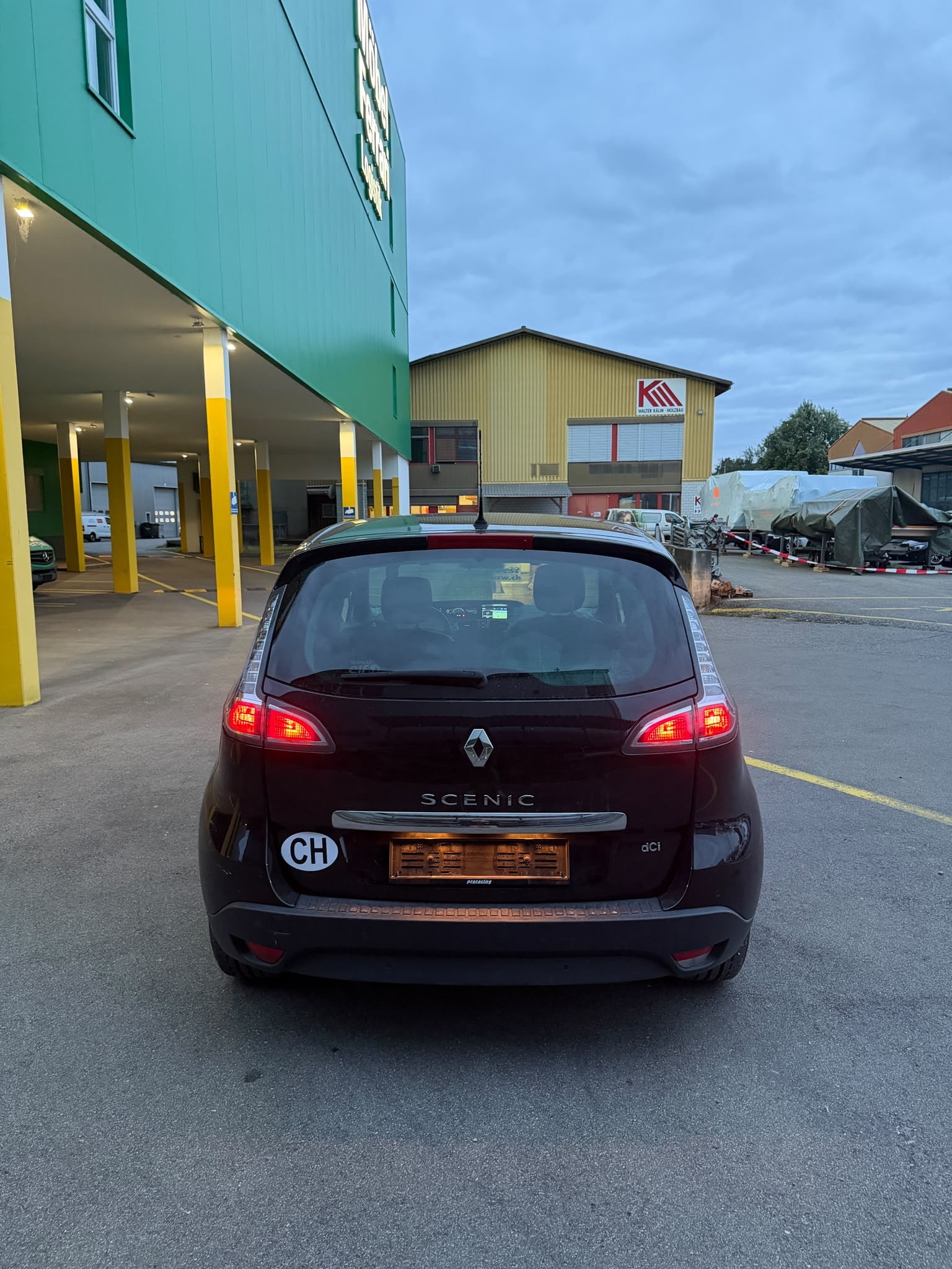 RENAULT Scénic 1.5 dCi Bose EDC-image-5