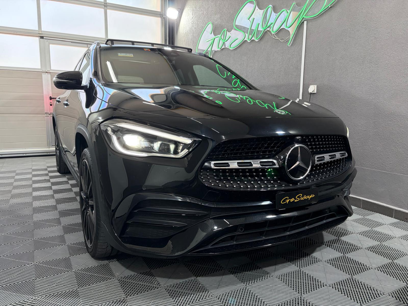 MERCEDES-BENZ GLA 250e AMG Line 8G-DCT - Toit ouvrant-image-6