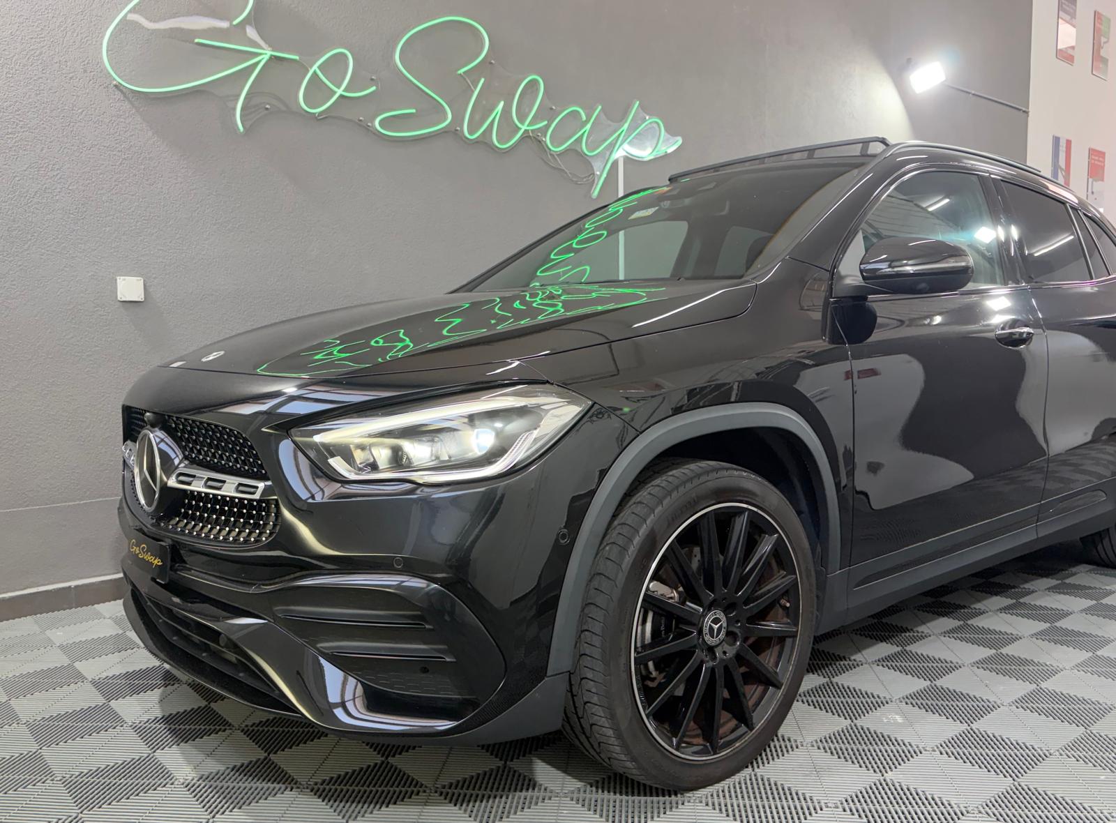 MERCEDES-BENZ GLA 250e AMG Line 8G-DCT - Toit ouvrant-image-2