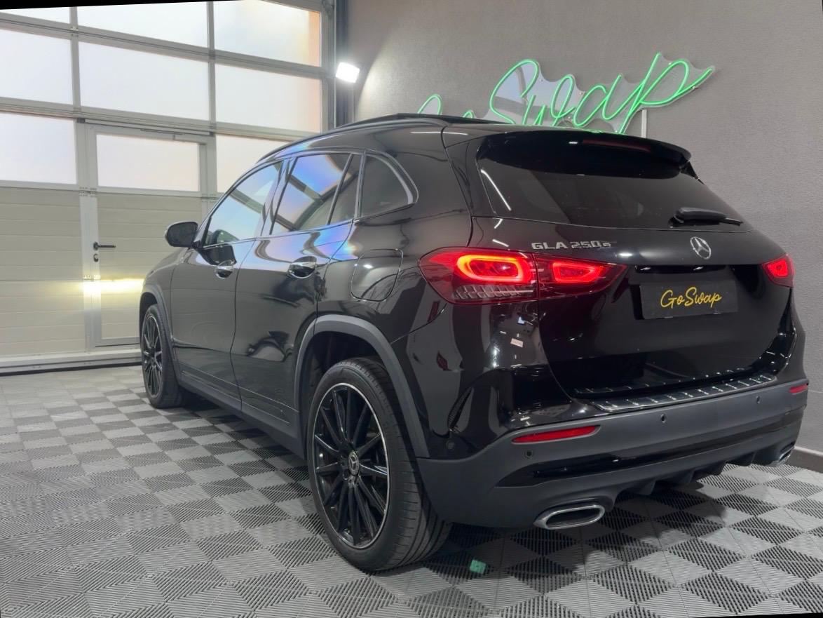 MERCEDES-BENZ GLA 250e AMG Line 8G-DCT - Toit ouvrant-image-7