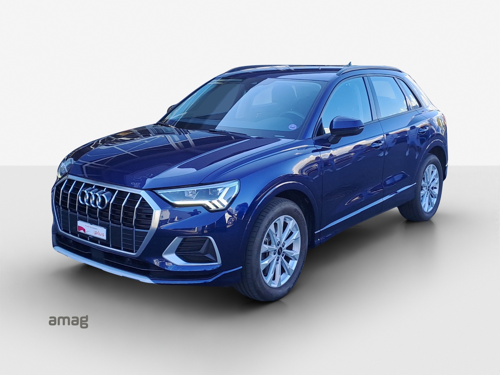 AUDI Q3 40 TFSI advanced quattro S-tronic-image-0