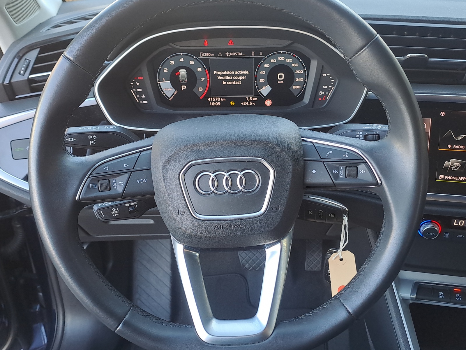 AUDI Q3 40 TFSI advanced quattro S-tronic-image-9