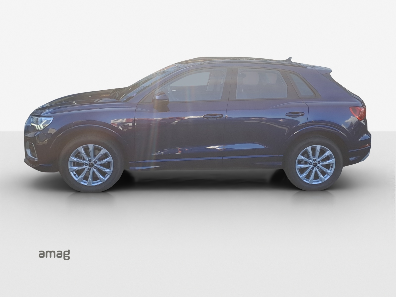 AUDI Q3 40 TFSI advanced quattro S-tronic-image-1