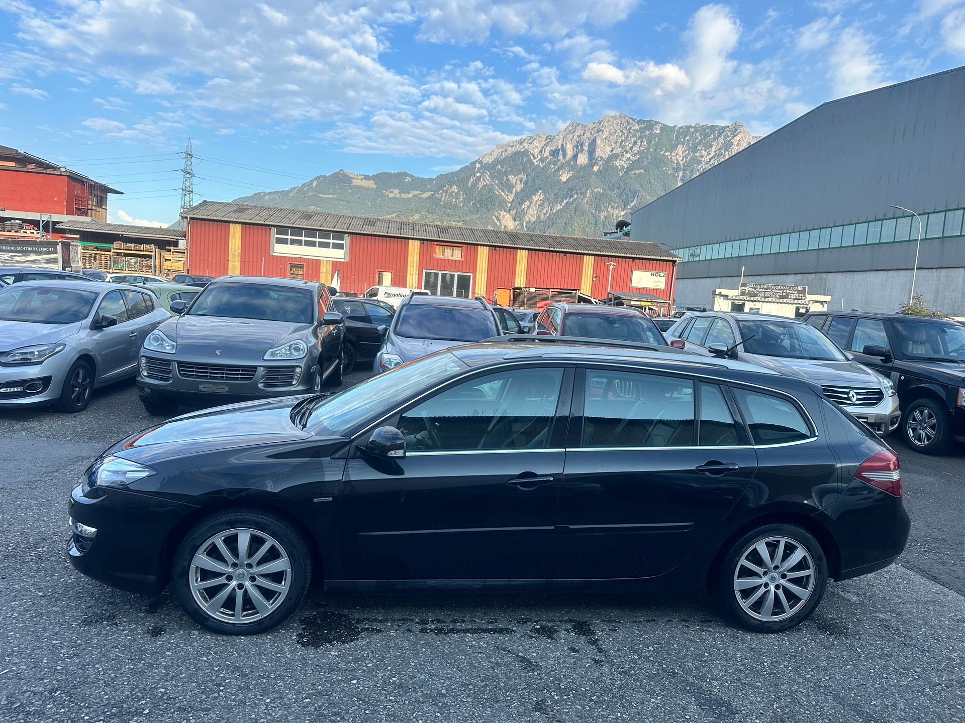 RENAULT Laguna Grandtour 2.0 16V T Dynamique Automatic-image-3