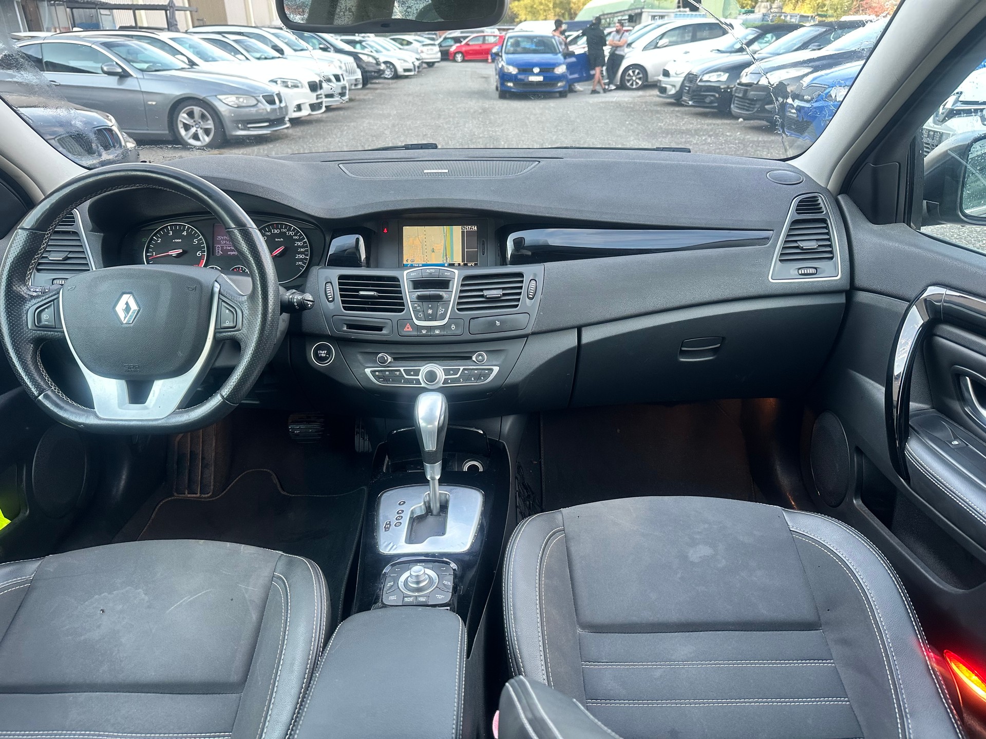 RENAULT Laguna Grandtour 2.0 16V T Dynamique Automatic-image-10