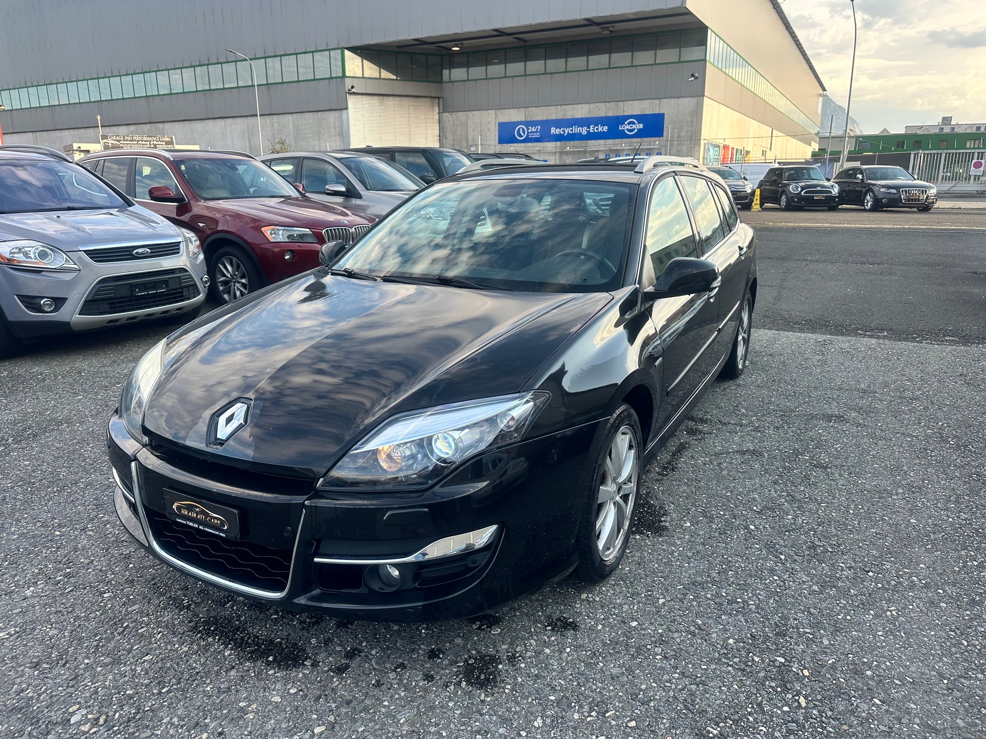 RENAULT Laguna Grandtour 2.0 16V T Dynamique Automatic-image-2