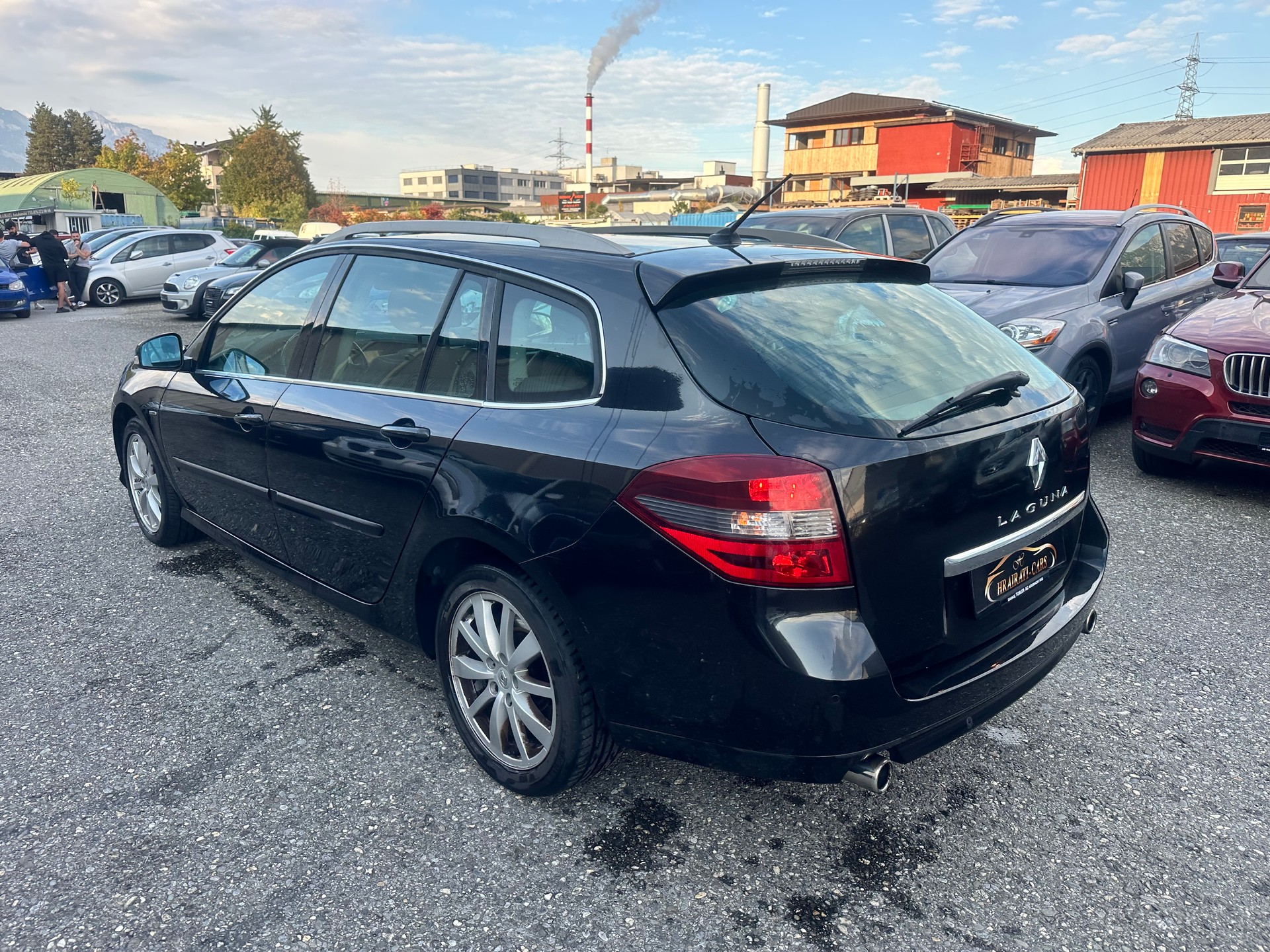 RENAULT Laguna Grandtour 2.0 16V T Dynamique Automatic-image-4