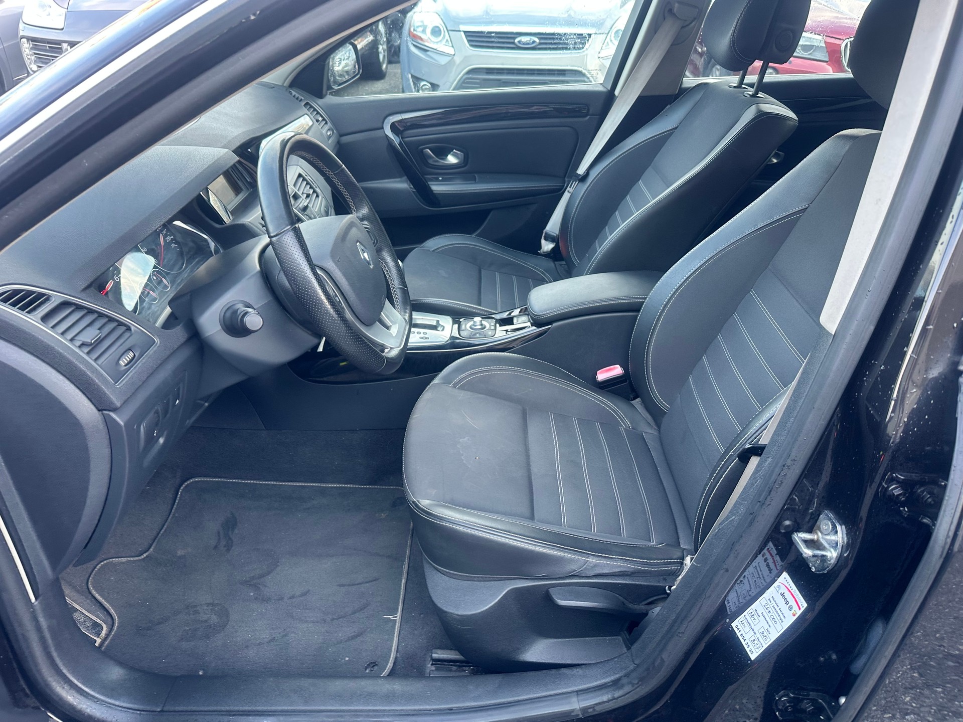 RENAULT Laguna Grandtour 2.0 16V T Dynamique Automatic-image-12