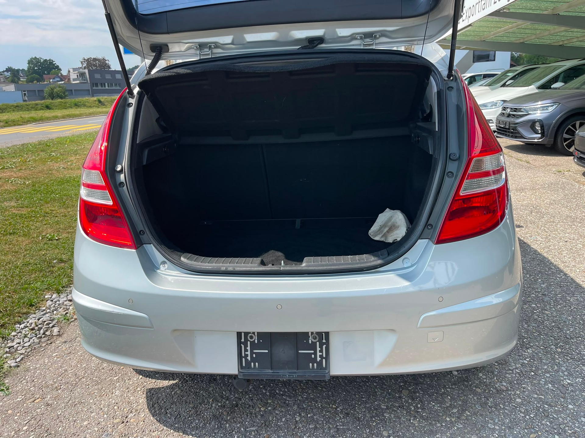 HYUNDAI i30 1.6 Style-image-11