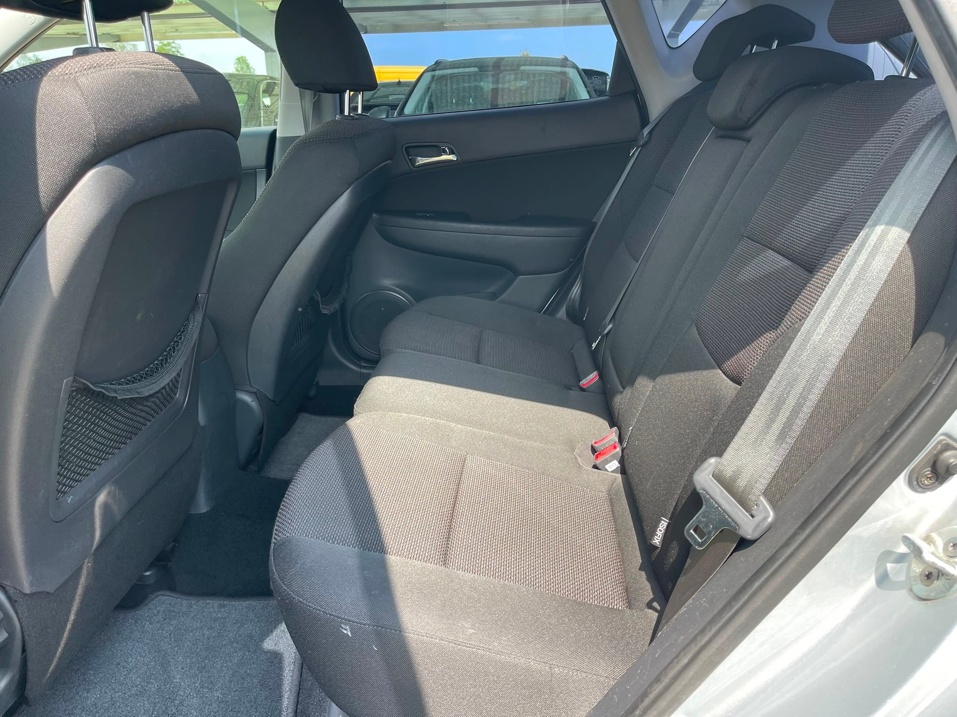 HYUNDAI i30 1.6 Style-image-10