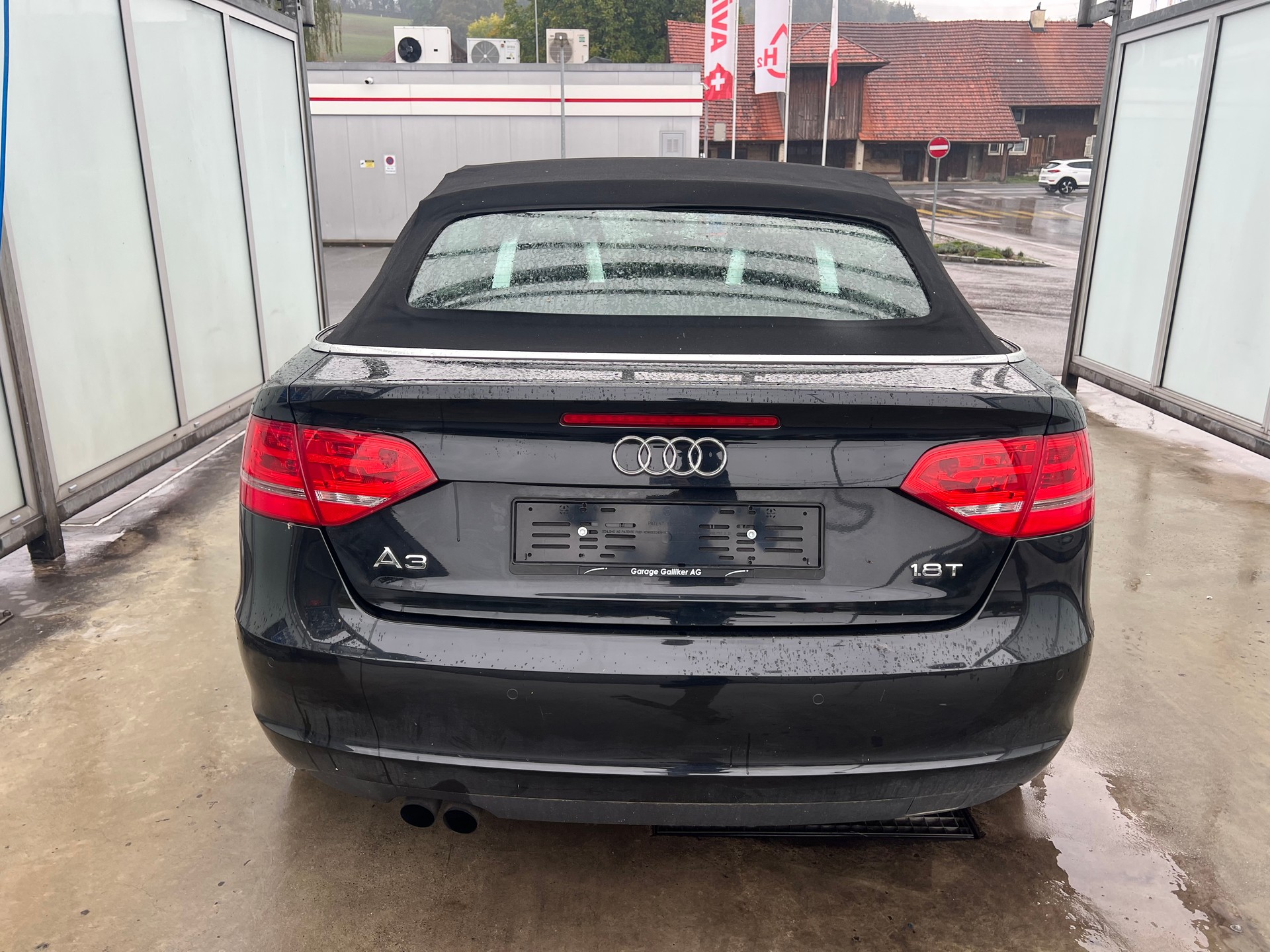 AUDI A3 Cabriolet 1.8 TFSI Ambition S-tronic-image-5