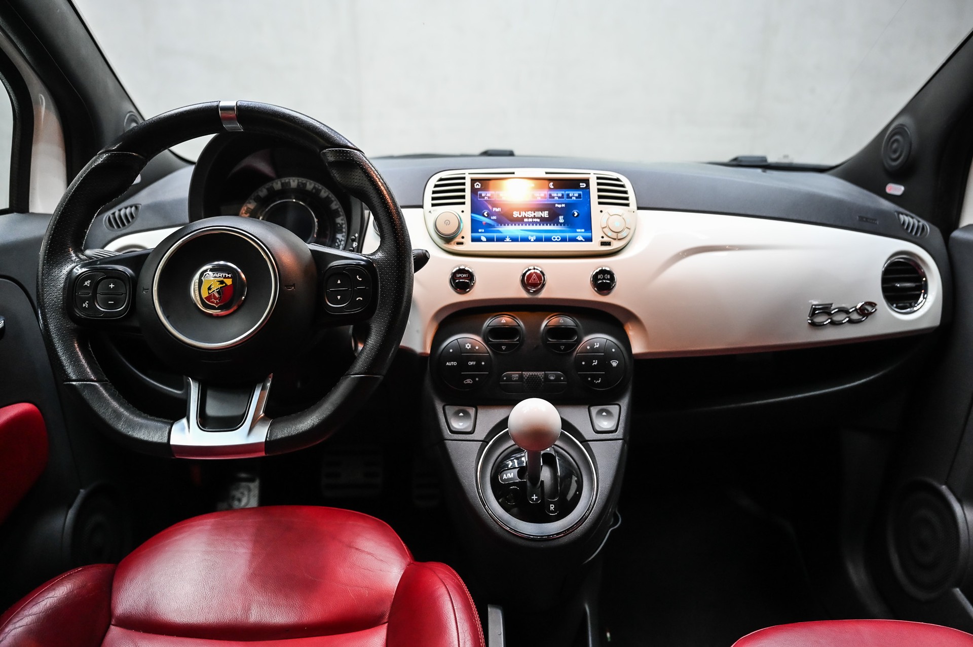 FIAT 500 Cabrio 1.4 16V Lounge Dualogic-image-18