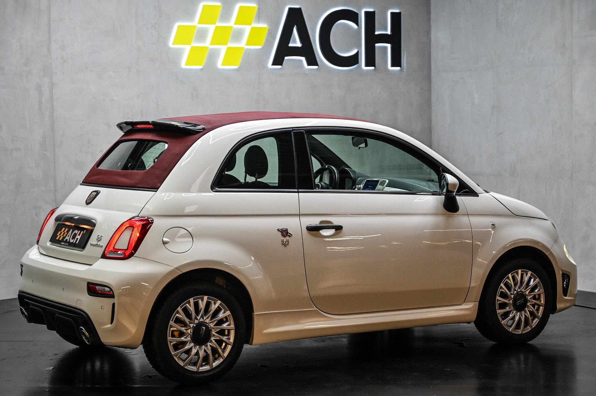 FIAT 500 Cabrio 1.4 16V Lounge Dualogic-image-9