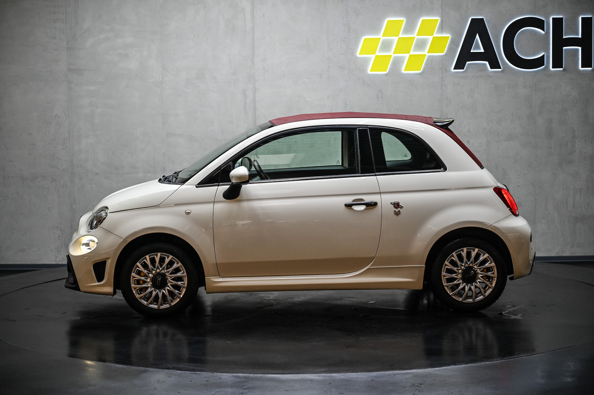 FIAT 500 Cabrio 1.4 16V Lounge Dualogic-image-4