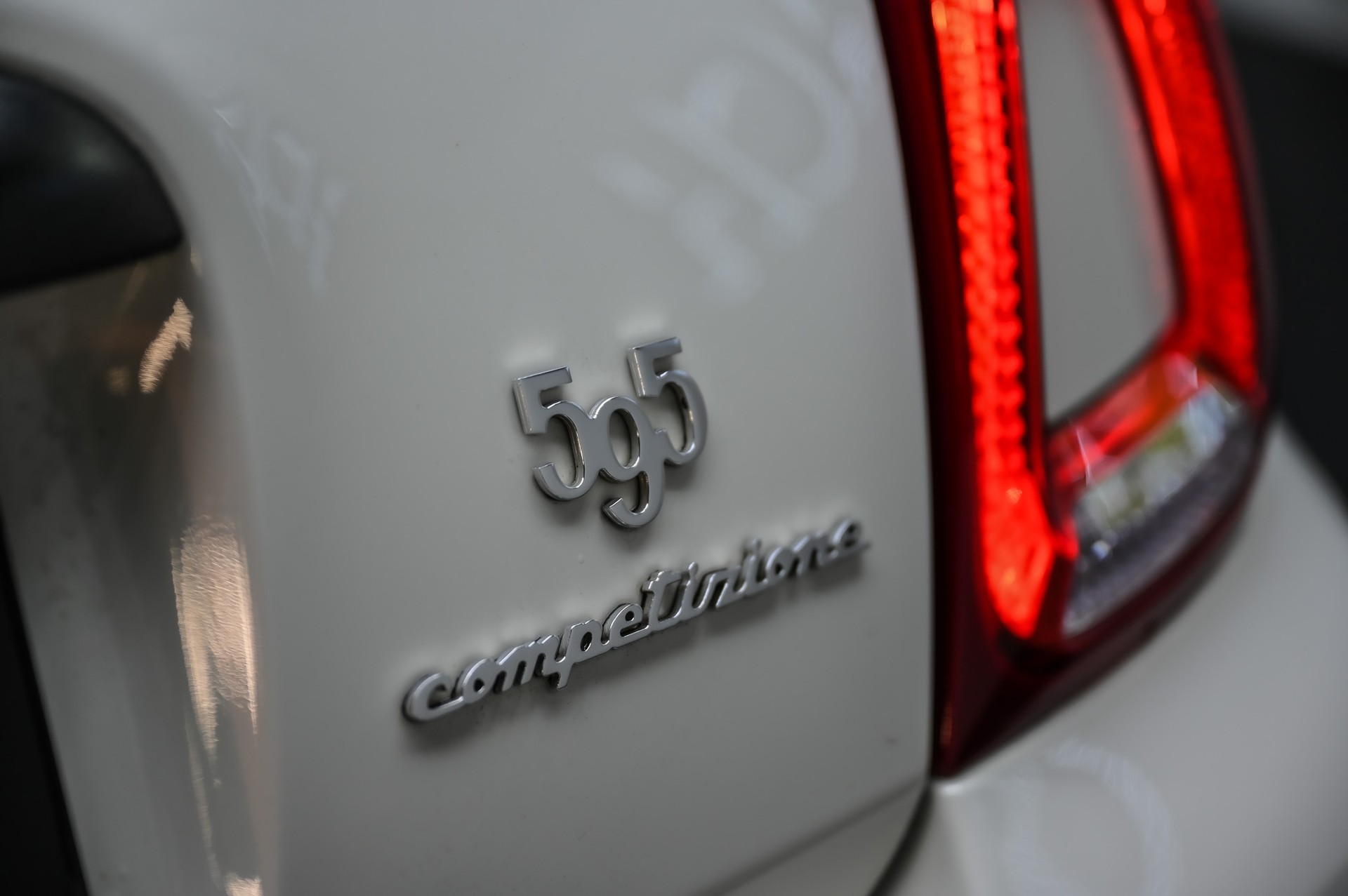 FIAT 500 Cabrio 1.4 16V Lounge Dualogic-image-17