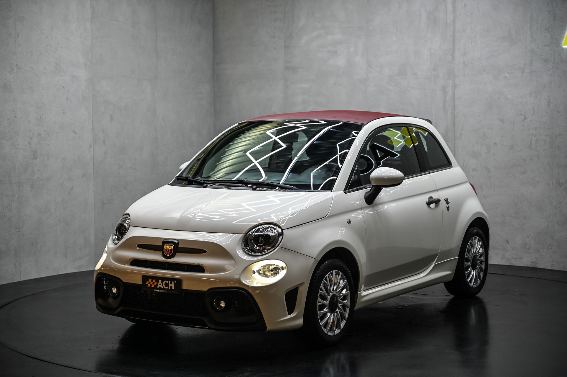 FIAT 500 Cabrio 1.4 16V Lounge Dualogic-image-2
