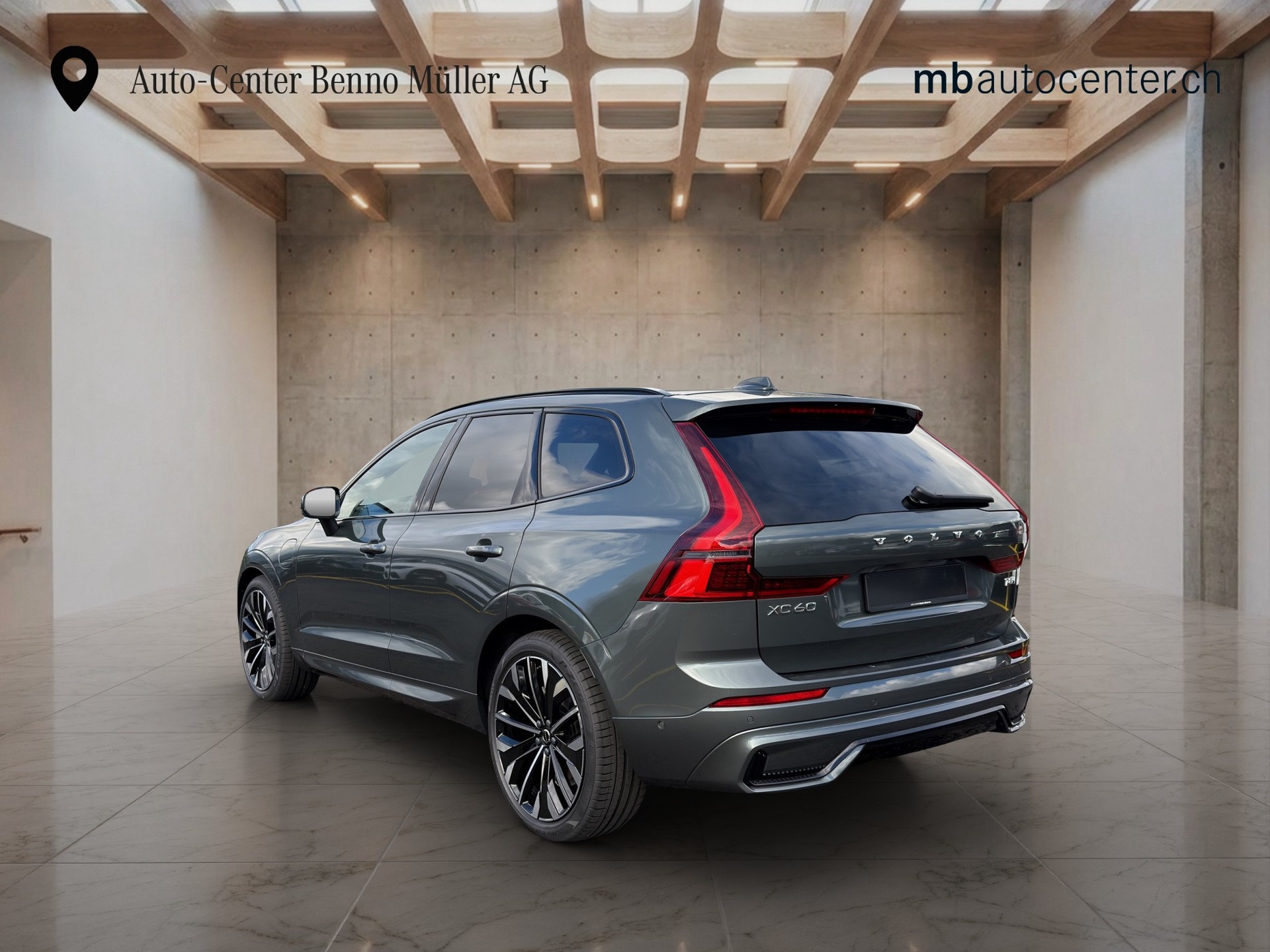 VOLVO XC60 2.0 T8 TE Ultra Dark eAWD-image-2