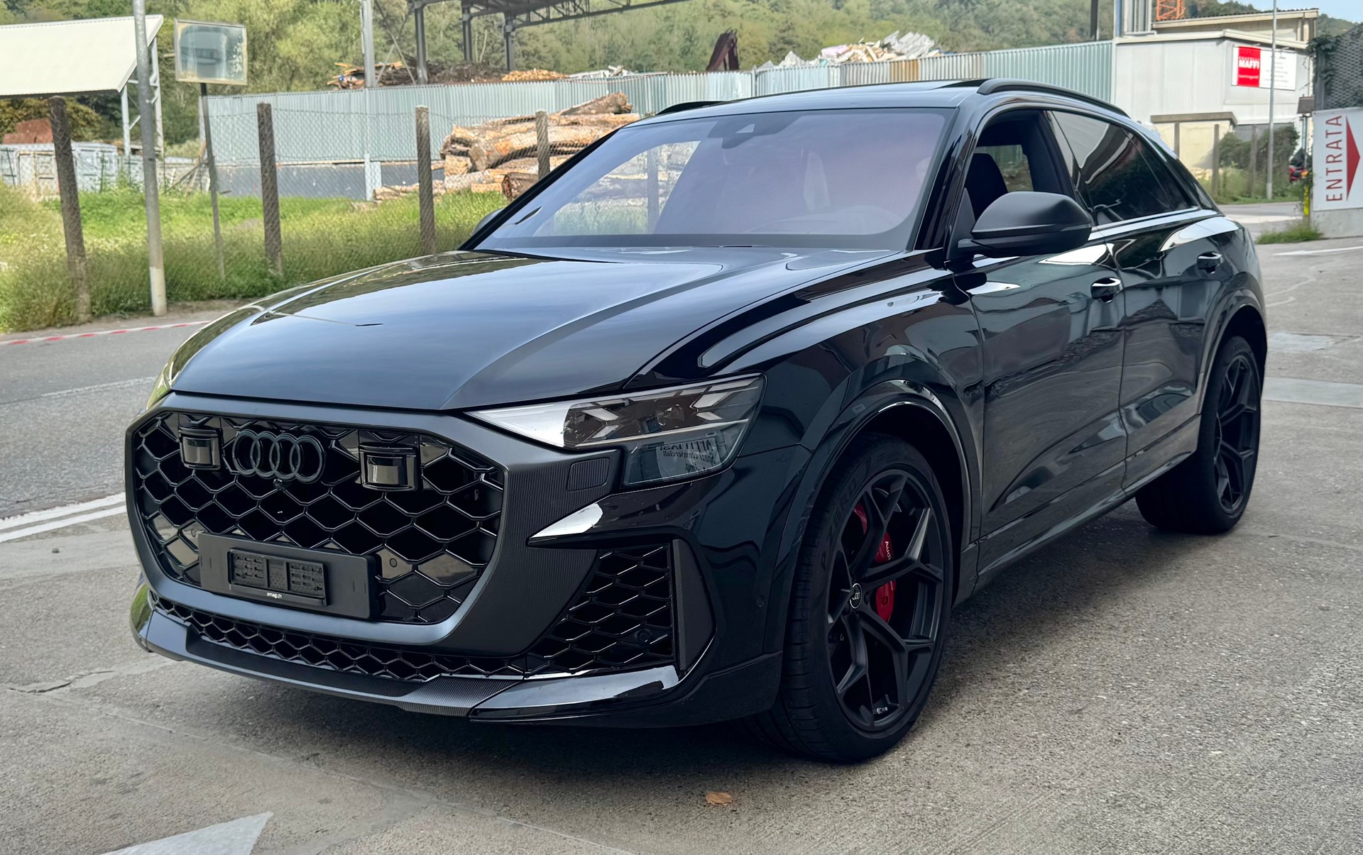 AUDI RSQ8 performance quattro ## Auto CH🇨🇭*gratis service*pack carbon*B&O advanced*night vision-image-1