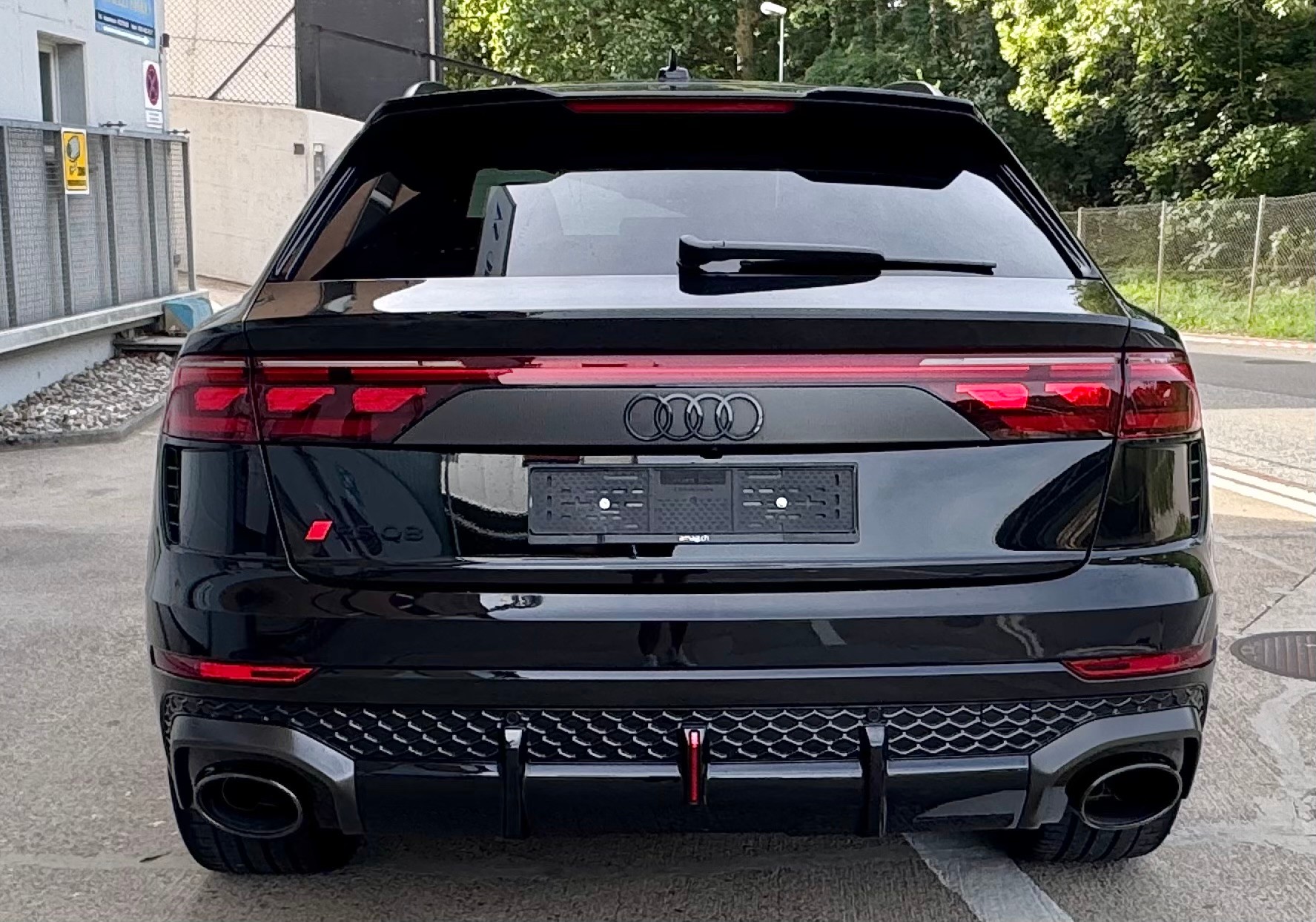 AUDI RSQ8 performance quattro ## Auto CH🇨🇭*gratis service*pack carbon*B&O advanced*night vision-image-4