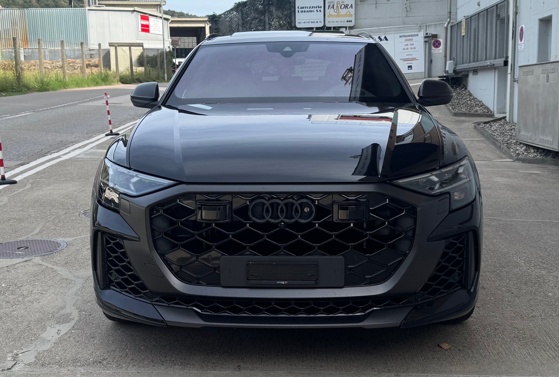 AUDI RSQ8 performance quattro ## Auto CH🇨🇭*gratis service*pack carbon*B&O advanced*night vision-image-2