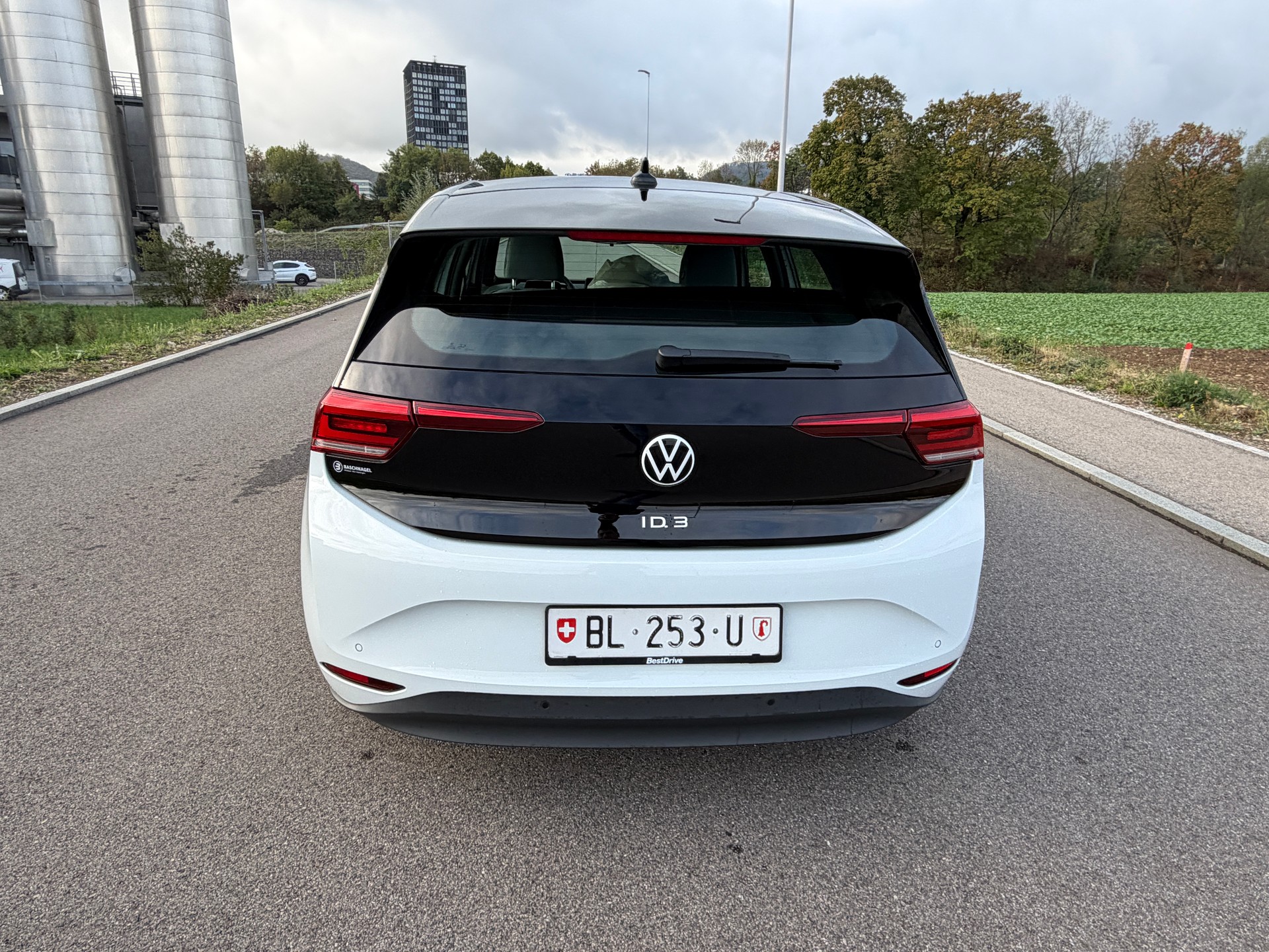 VW ID.3 Pro 58 kWh Pro-image-7