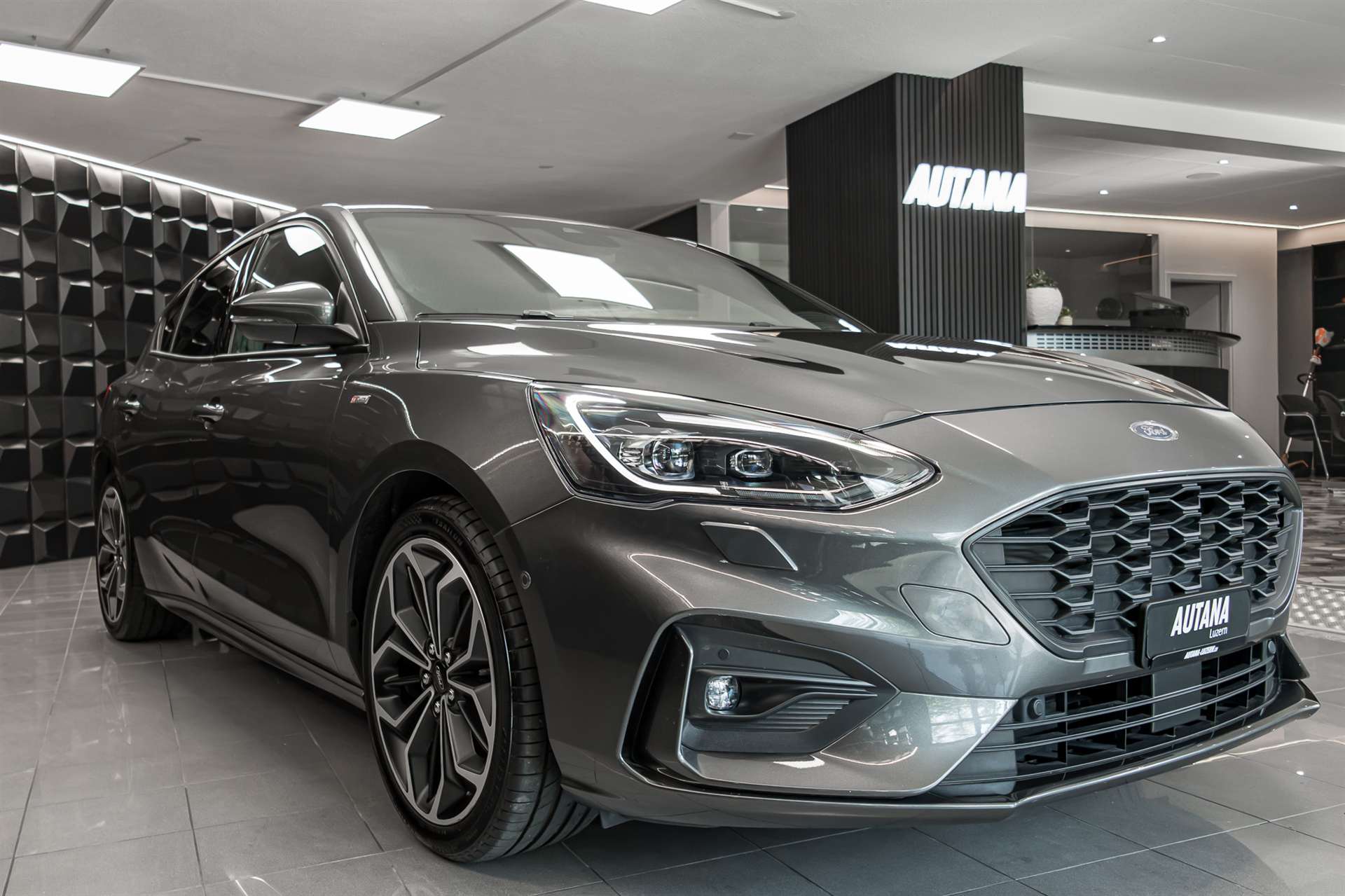 FORD Focus 1.5 SCTi ST Line Automatic-image-25