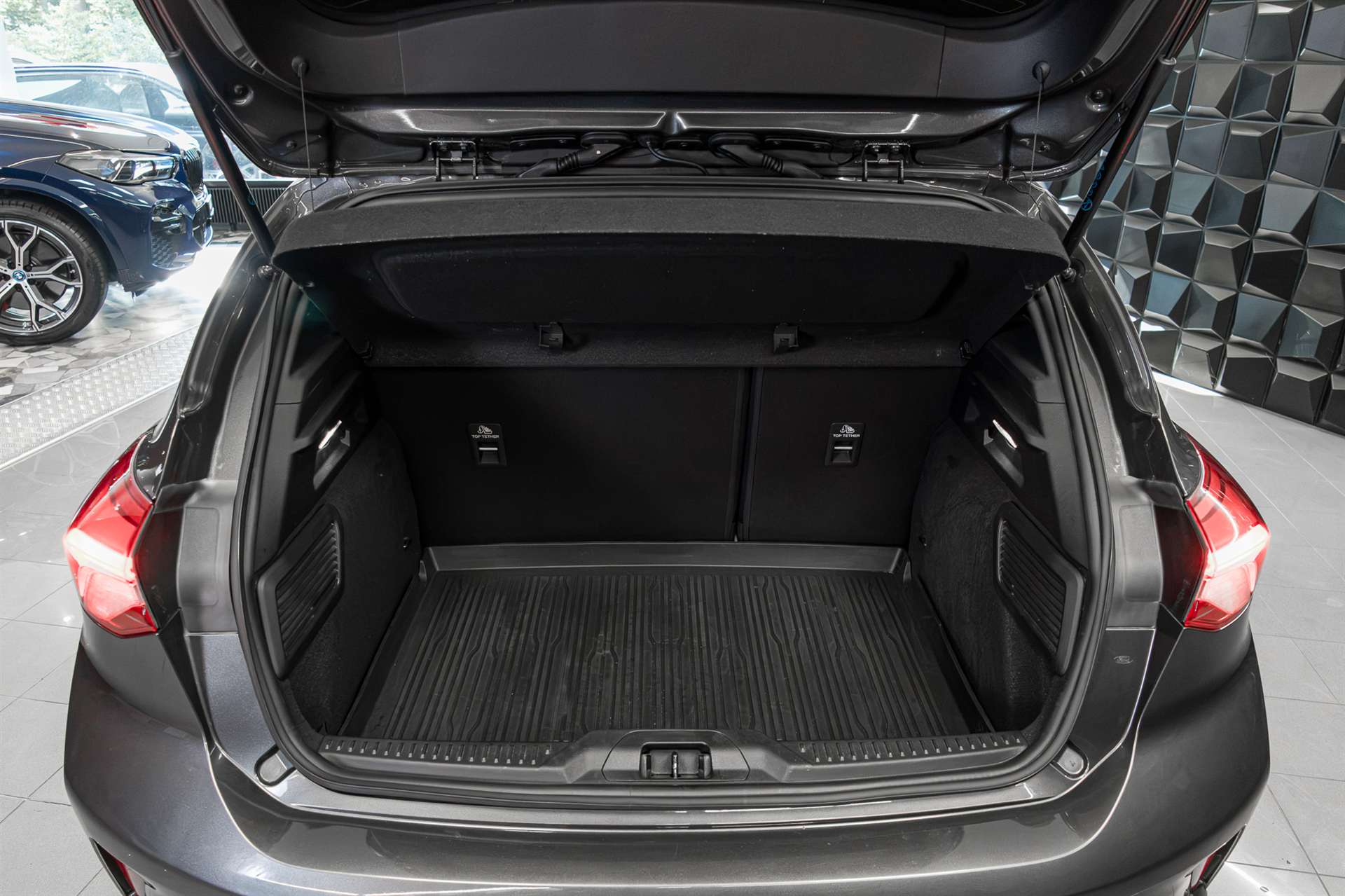 FORD Focus 1.5 SCTi ST Line Automatic-image-23