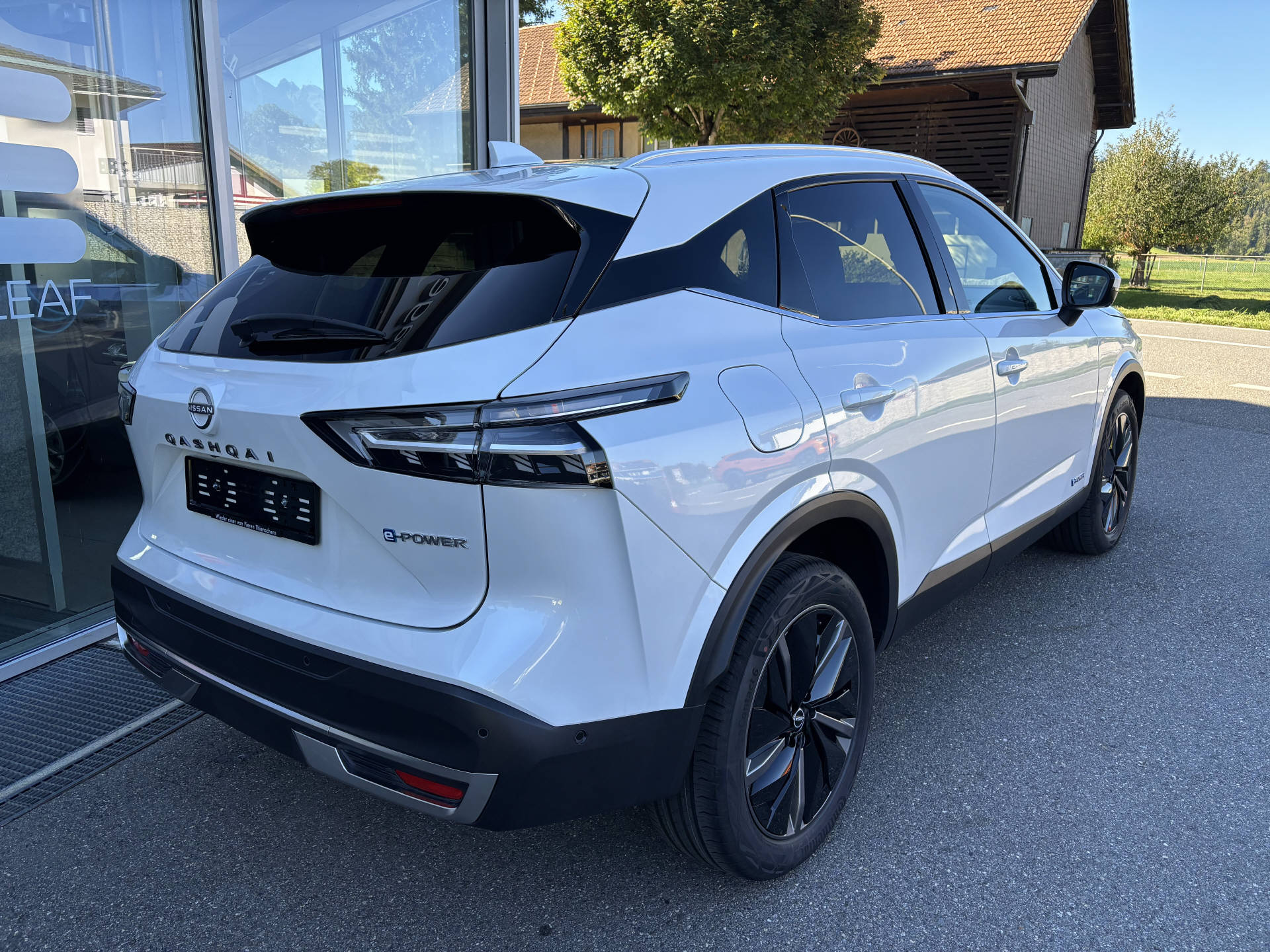NISSAN Qashqai 1.5 VC-T e- Power Tekna-image-3