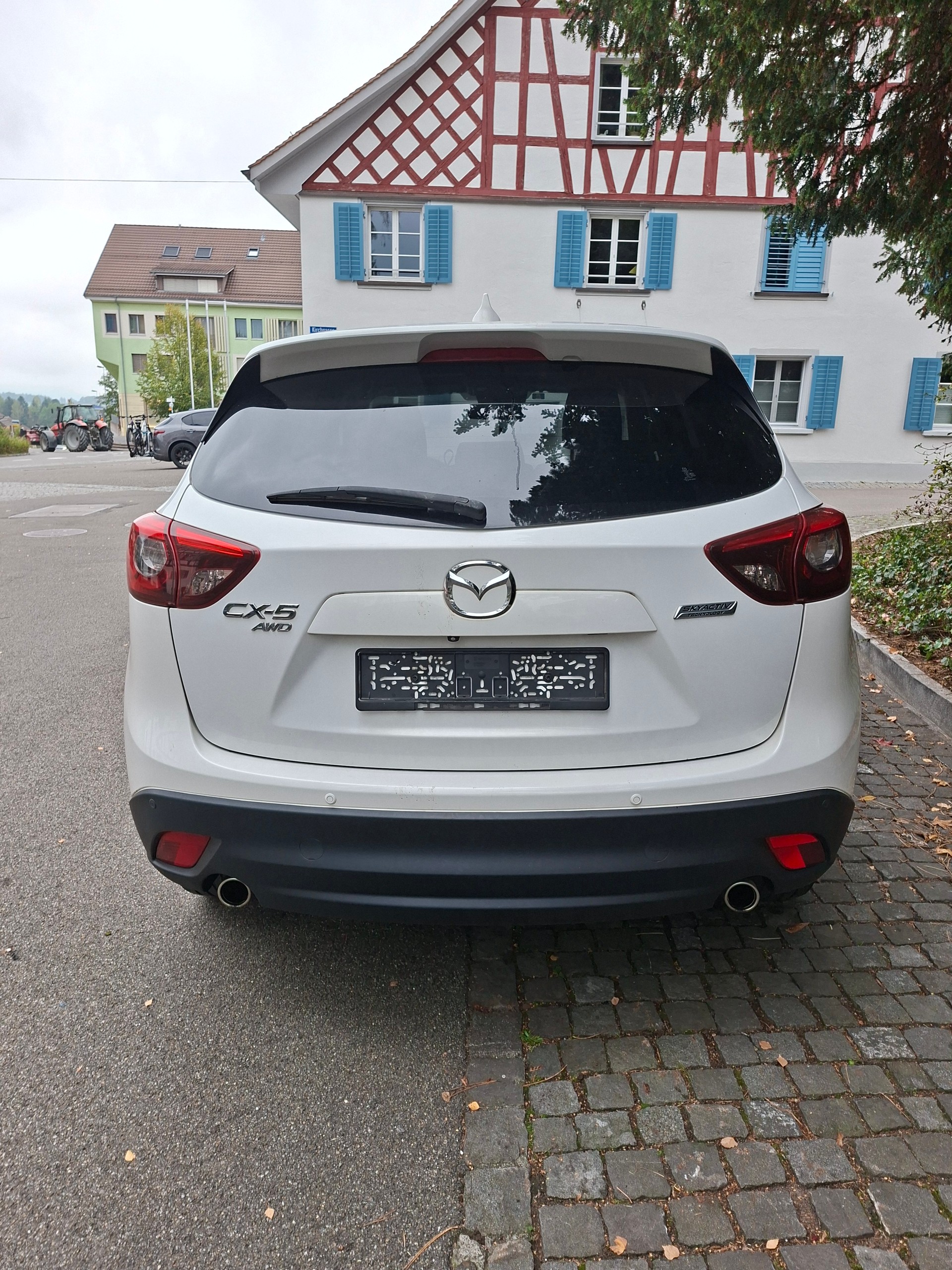 MAZDA CX-5 2.2 D HP Revolution AWD Automatic-image-3