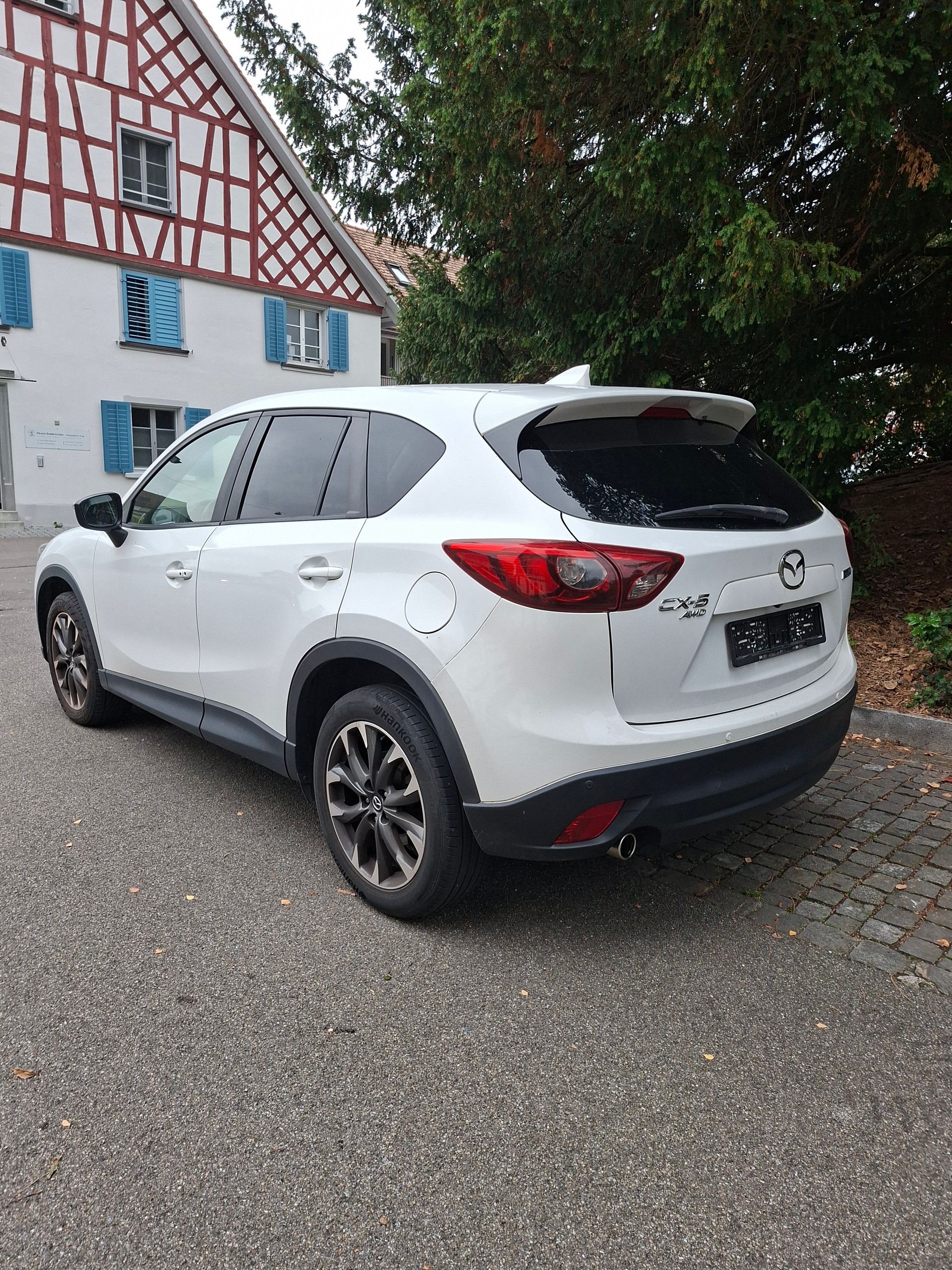 MAZDA CX-5 2.2 D HP Revolution AWD Automatic-image-2
